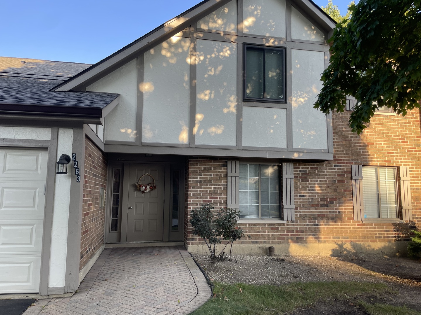2263 N Enlund Drive #1, Palatine, IL 60074