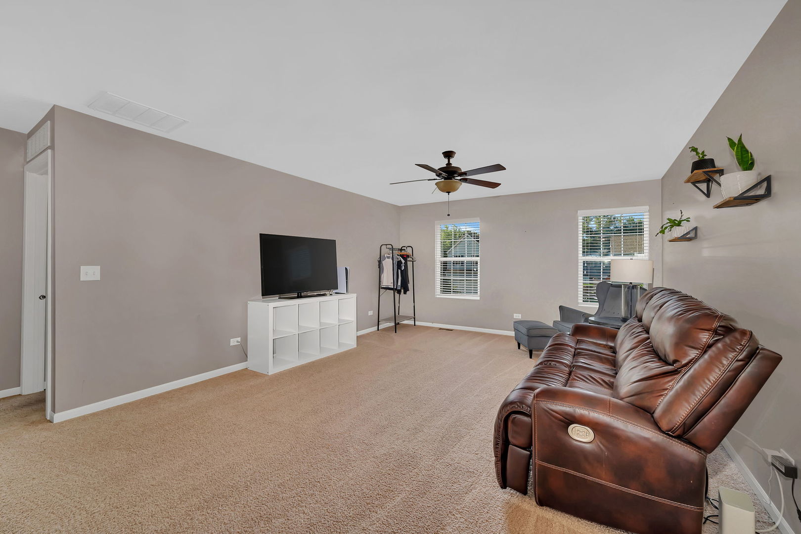 2407 Rockwood Drive, Joliet, IL 60432