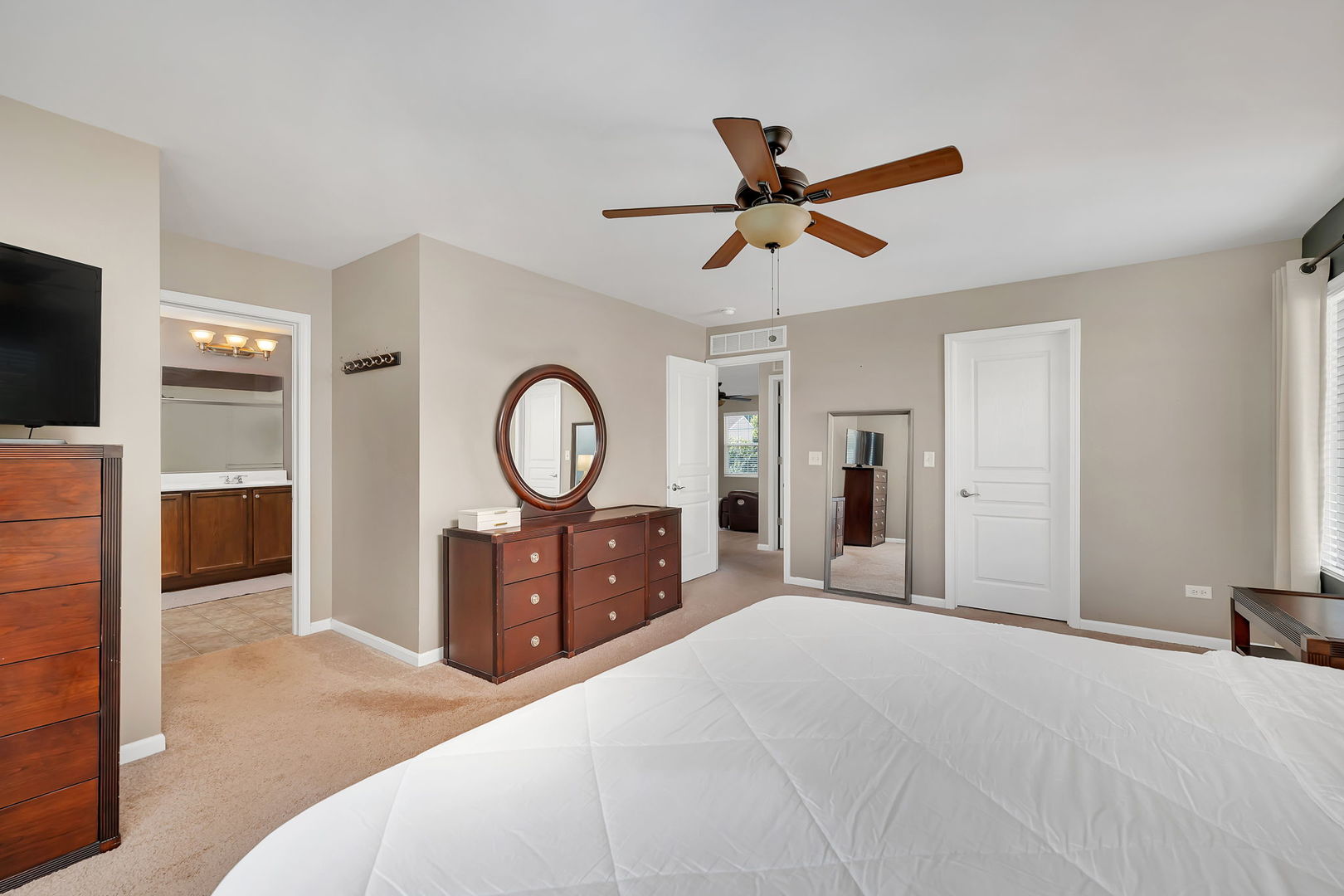 2407 Rockwood Drive, Joliet, IL 60432