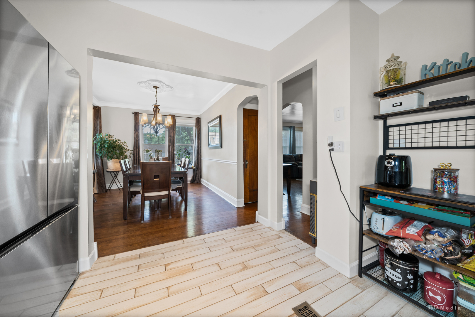 9330 S 50th Avenue, Oak Lawn, IL 60453