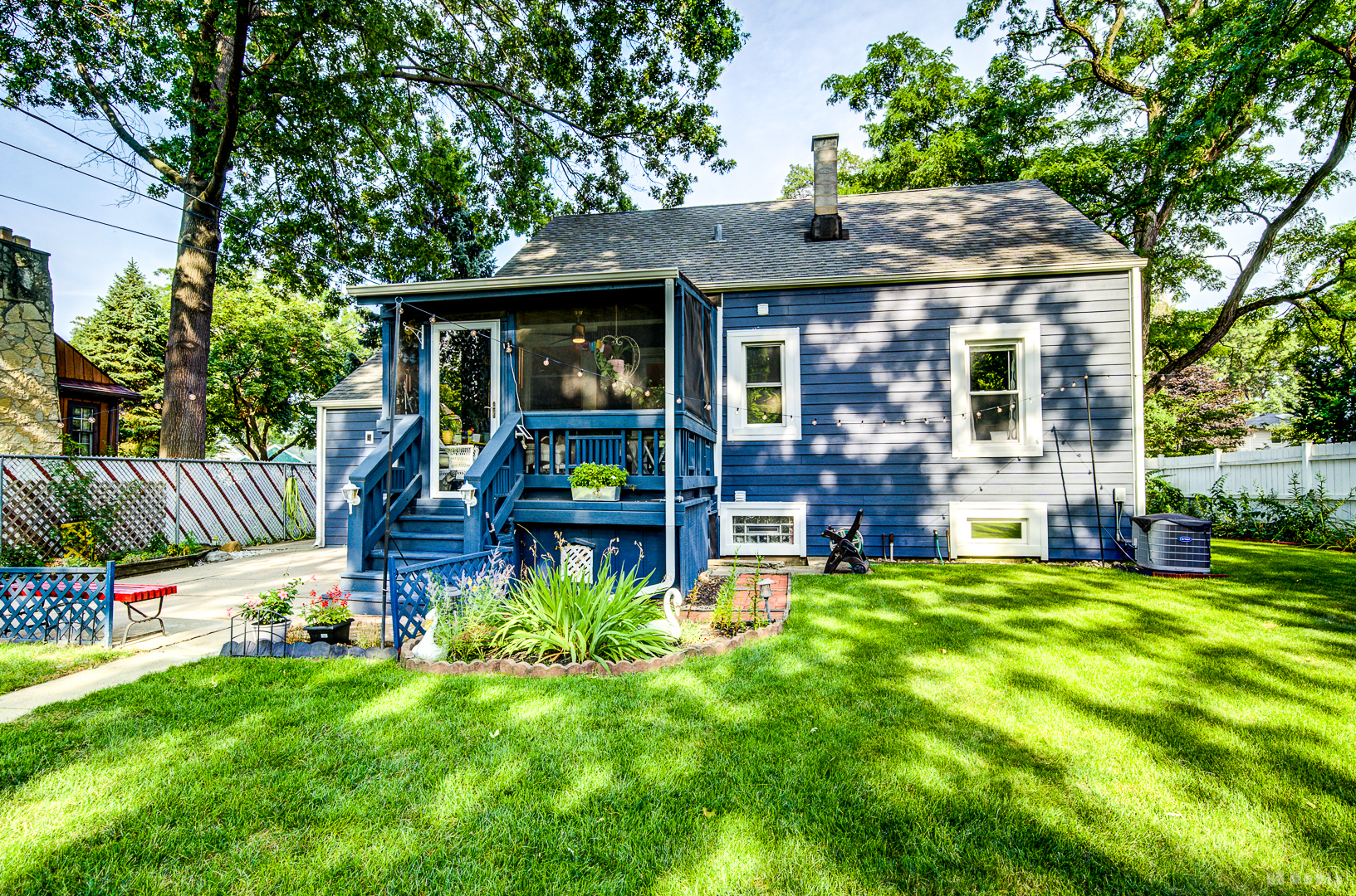 9330 S 50th Avenue, Oak Lawn, IL 60453