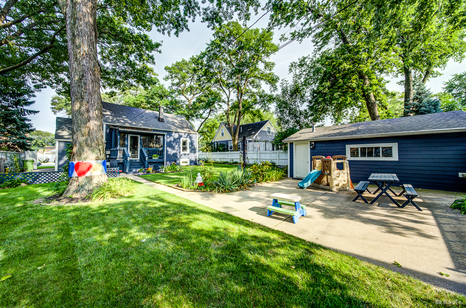 9330 S 50th Avenue, Oak Lawn, IL 60453