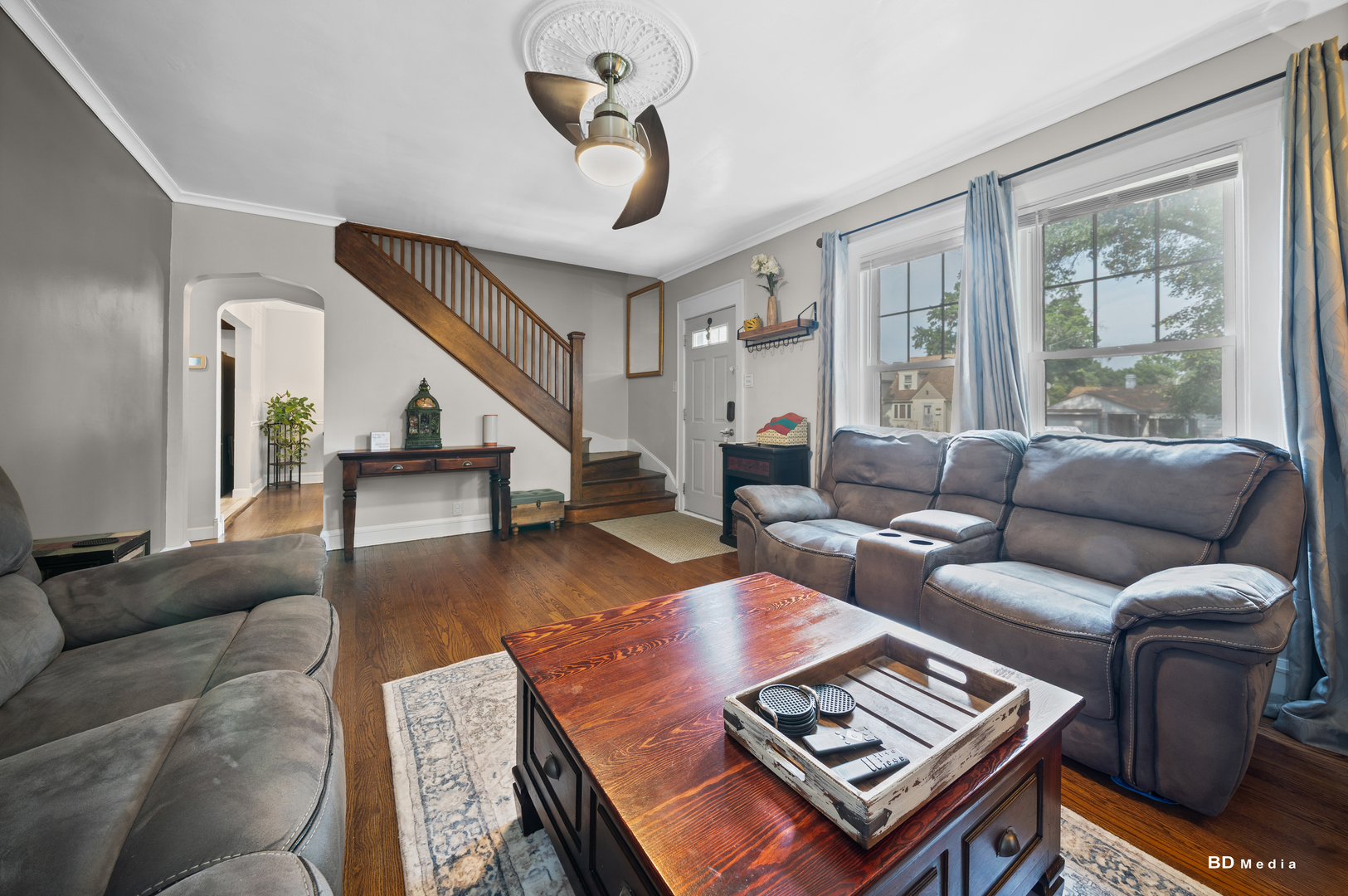 9330 S 50th Avenue, Oak Lawn, IL 60453