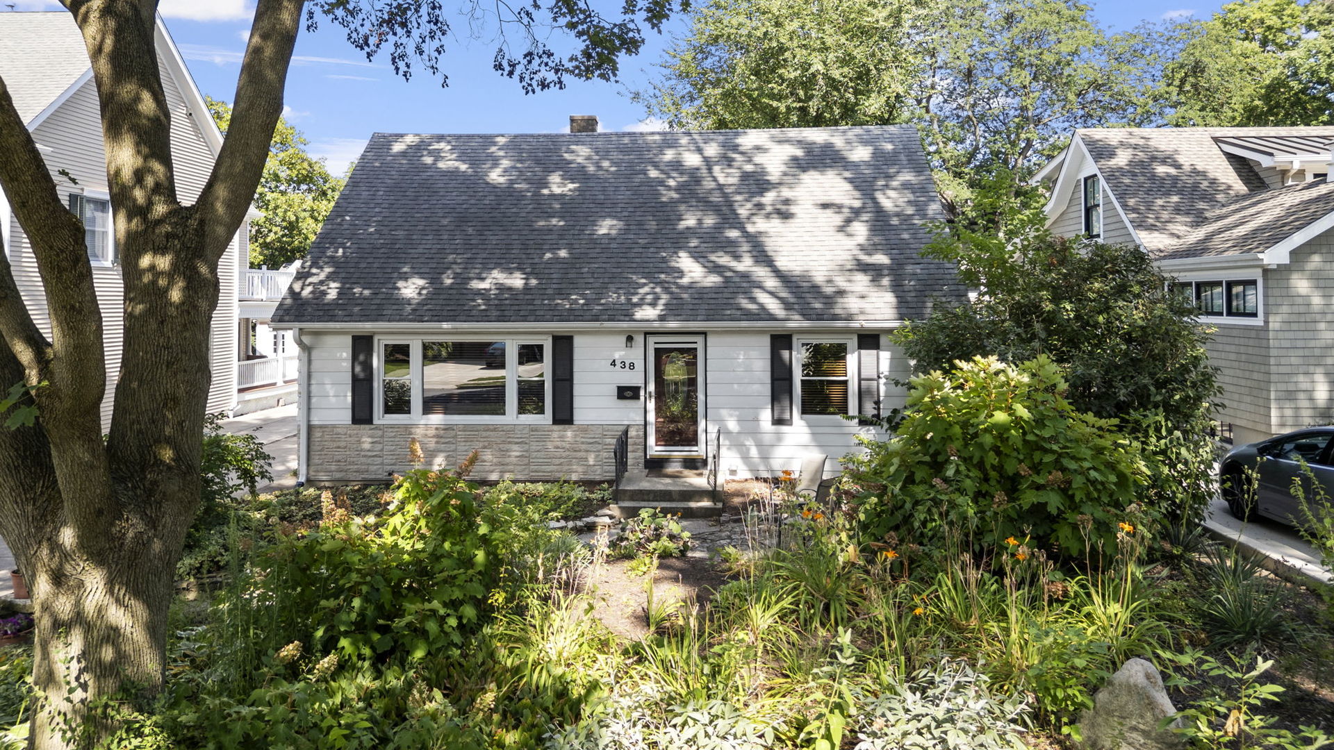 438 S Wright Street, Naperville, IL 60540