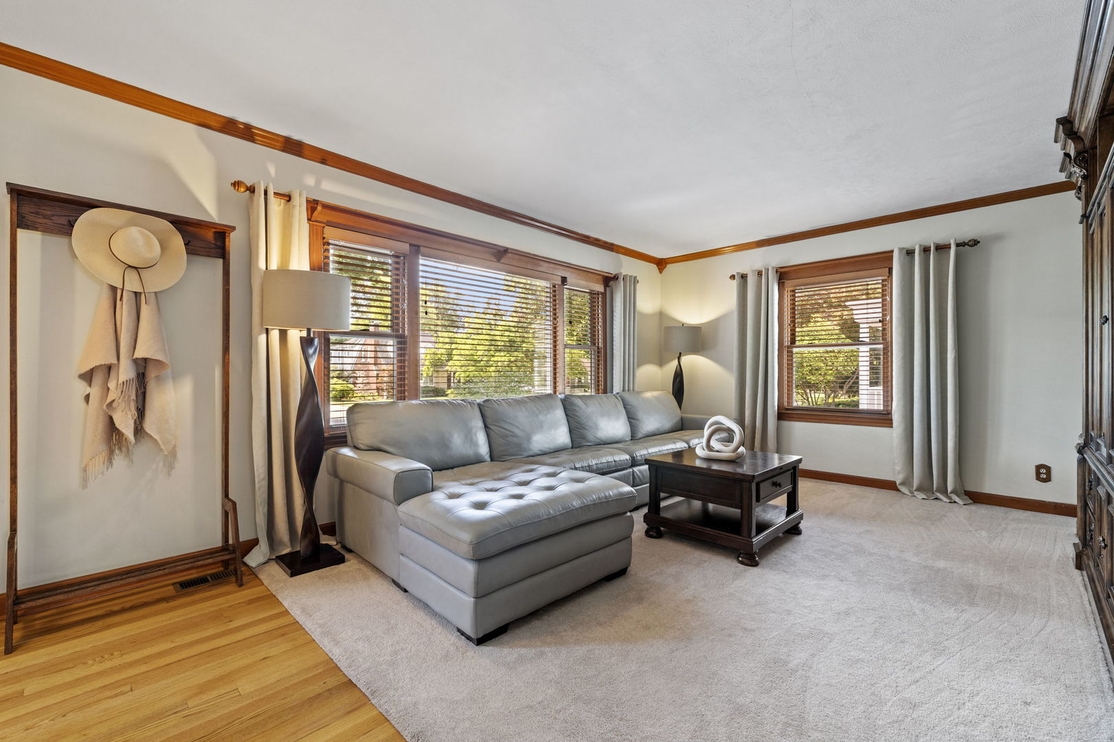 438 S Wright Street, Naperville, IL 60540