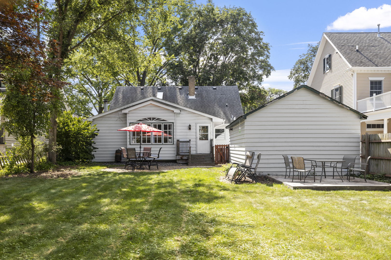 438 S Wright Street, Naperville, IL 60540