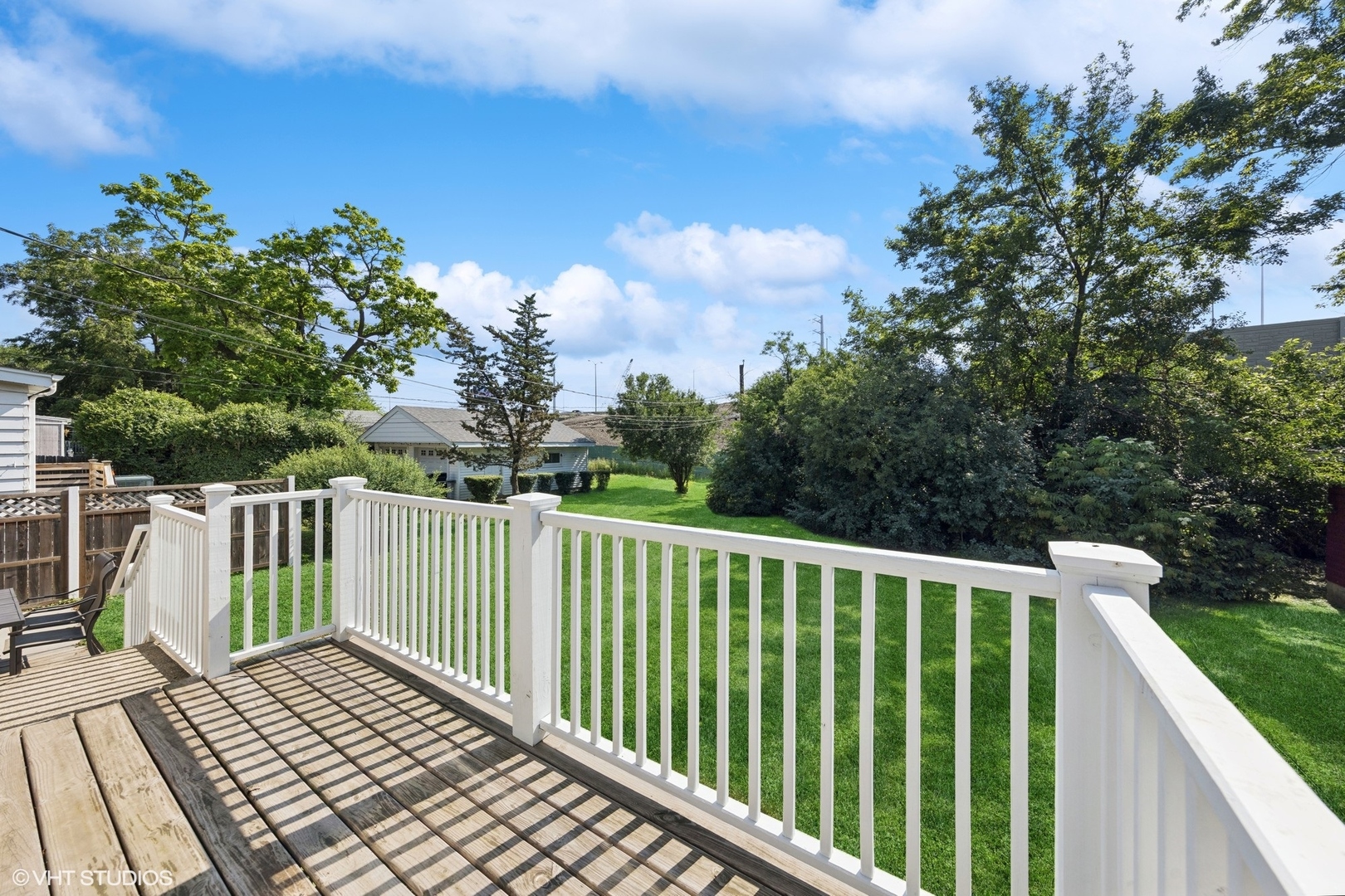 577 S Edgewood Avenue, Elmhurst, IL 60126