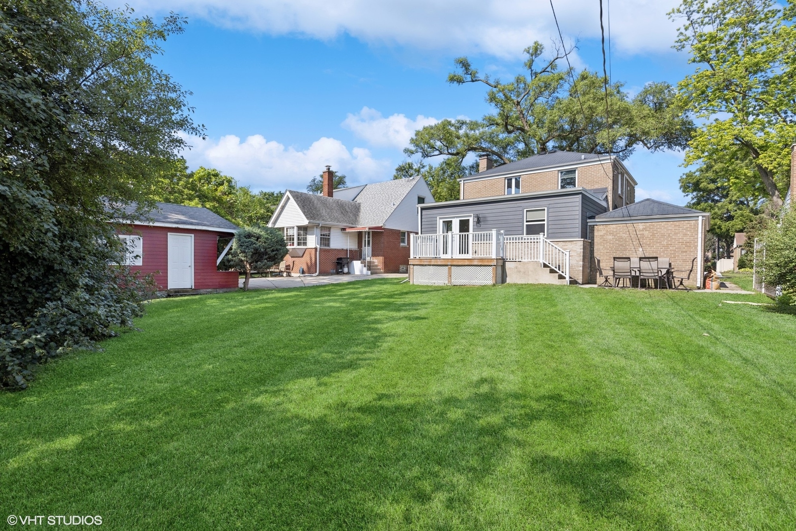 577 S Edgewood Avenue, Elmhurst, IL 60126