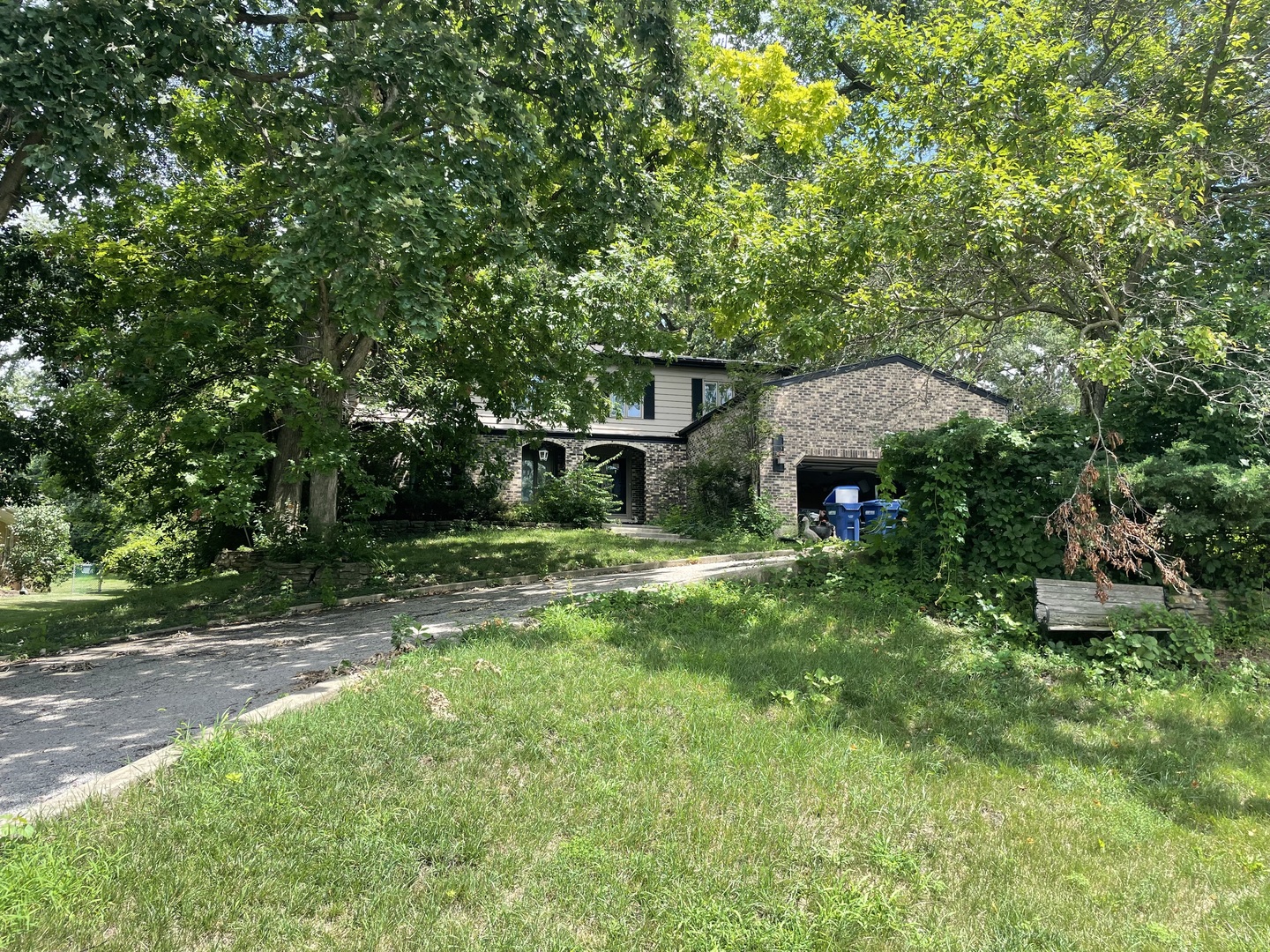5201 Riverview Drive, Lisle, IL 60532