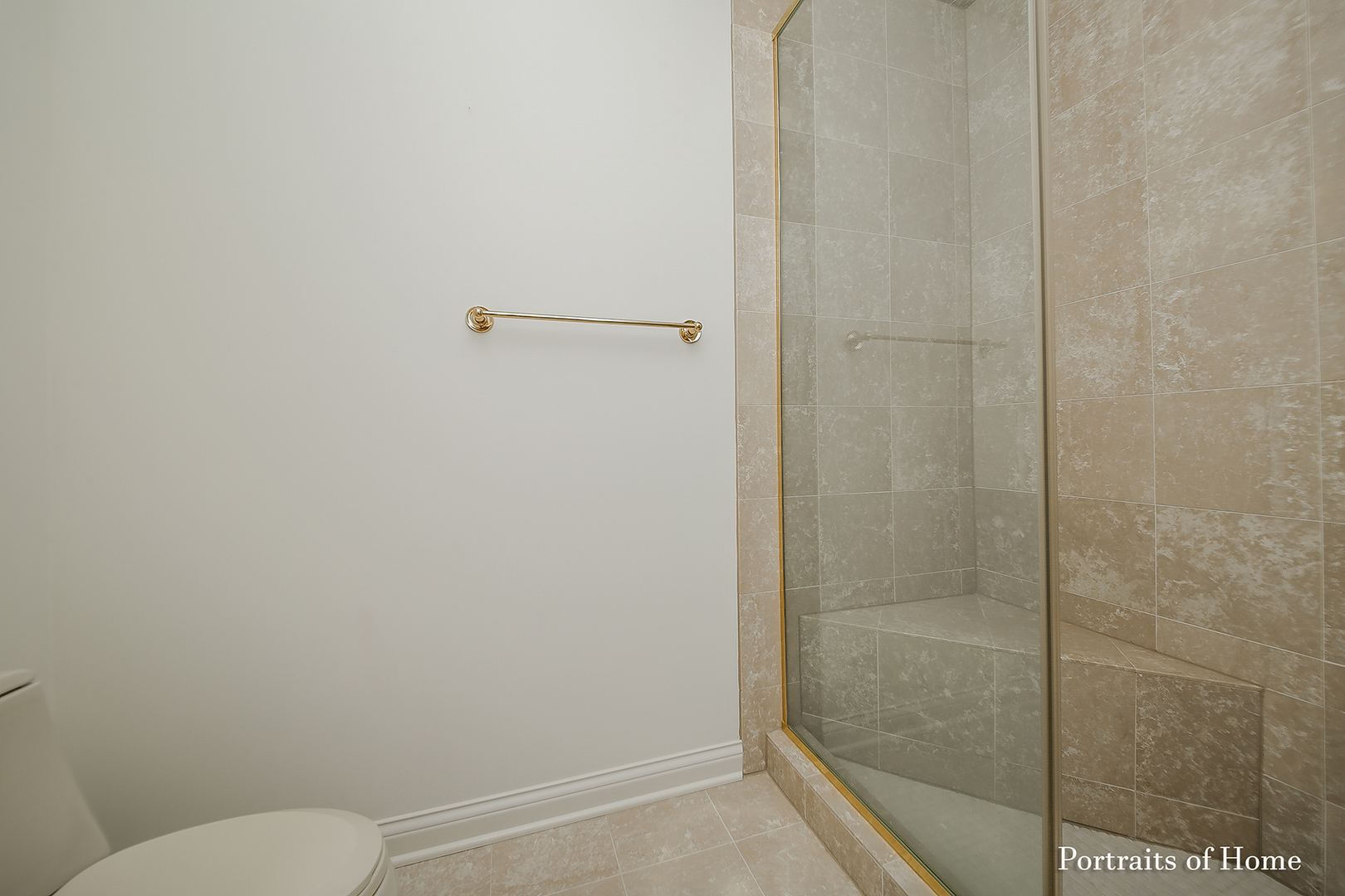 1115 Bridgeview Lane, Lake Forest, IL 60045