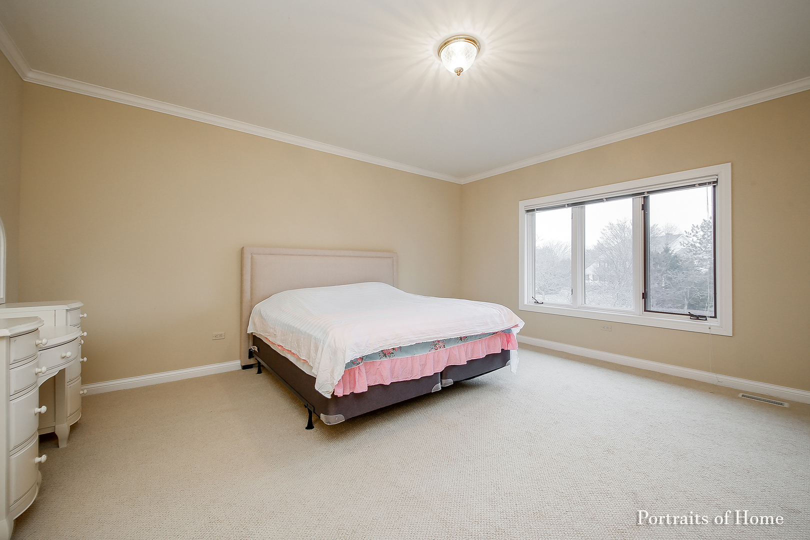 1115 Bridgeview Lane, Lake Forest, IL 60045