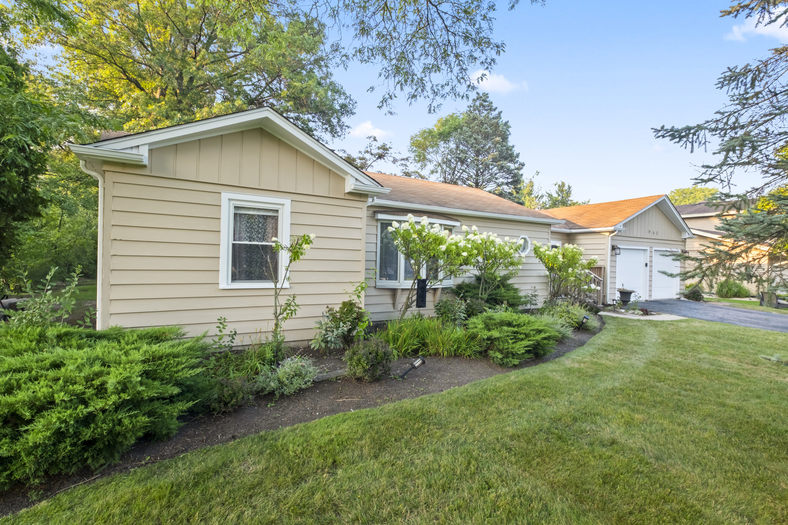 3952 Oak Avenue, Northbrook, IL 60062