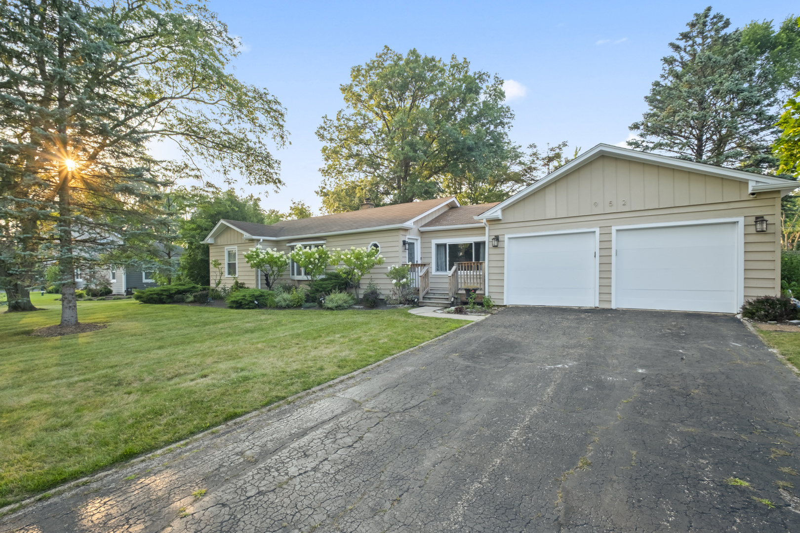 3952 Oak Avenue, Northbrook, IL 60062