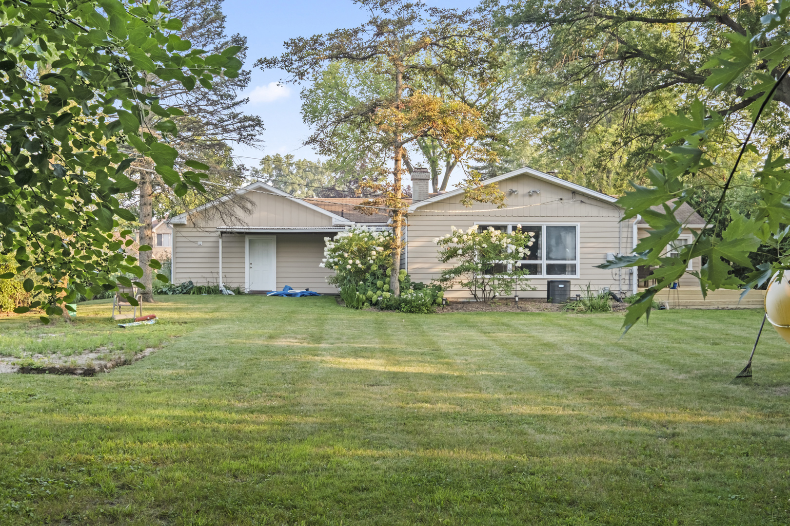 3952 Oak Avenue, Northbrook, IL 60062