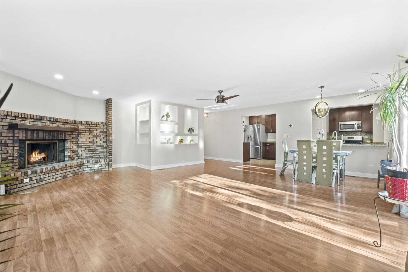 3952 Oak Avenue, Northbrook, IL 60062
