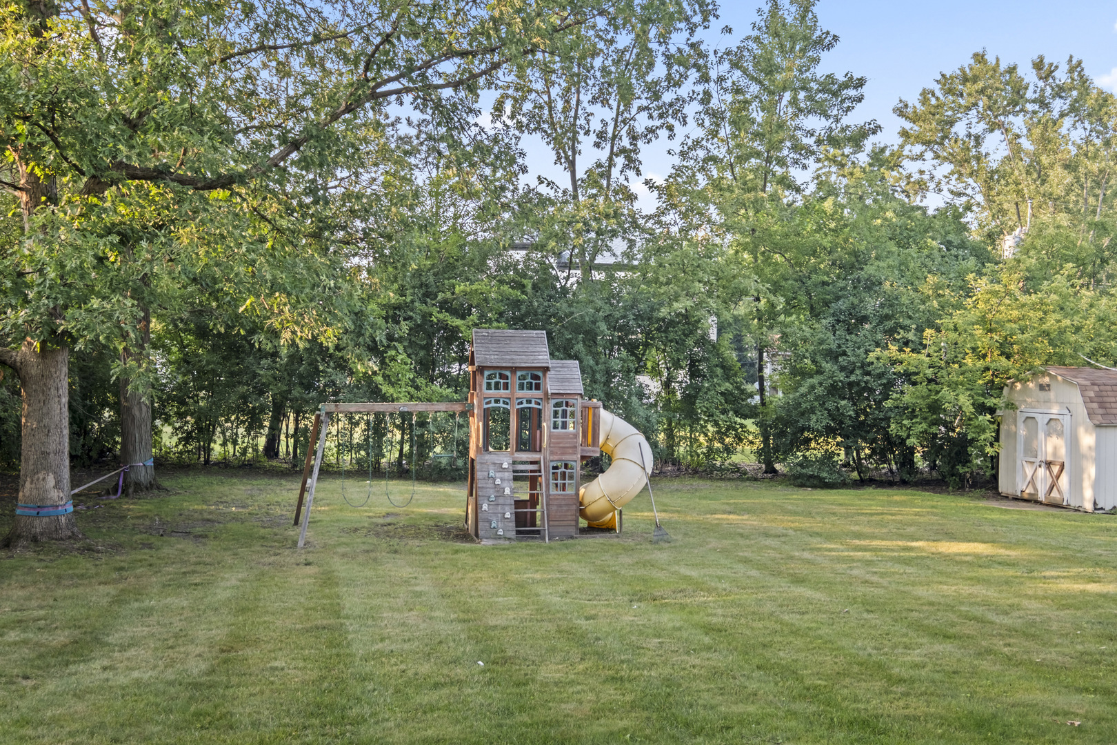 3952 Oak Avenue, Northbrook, IL 60062