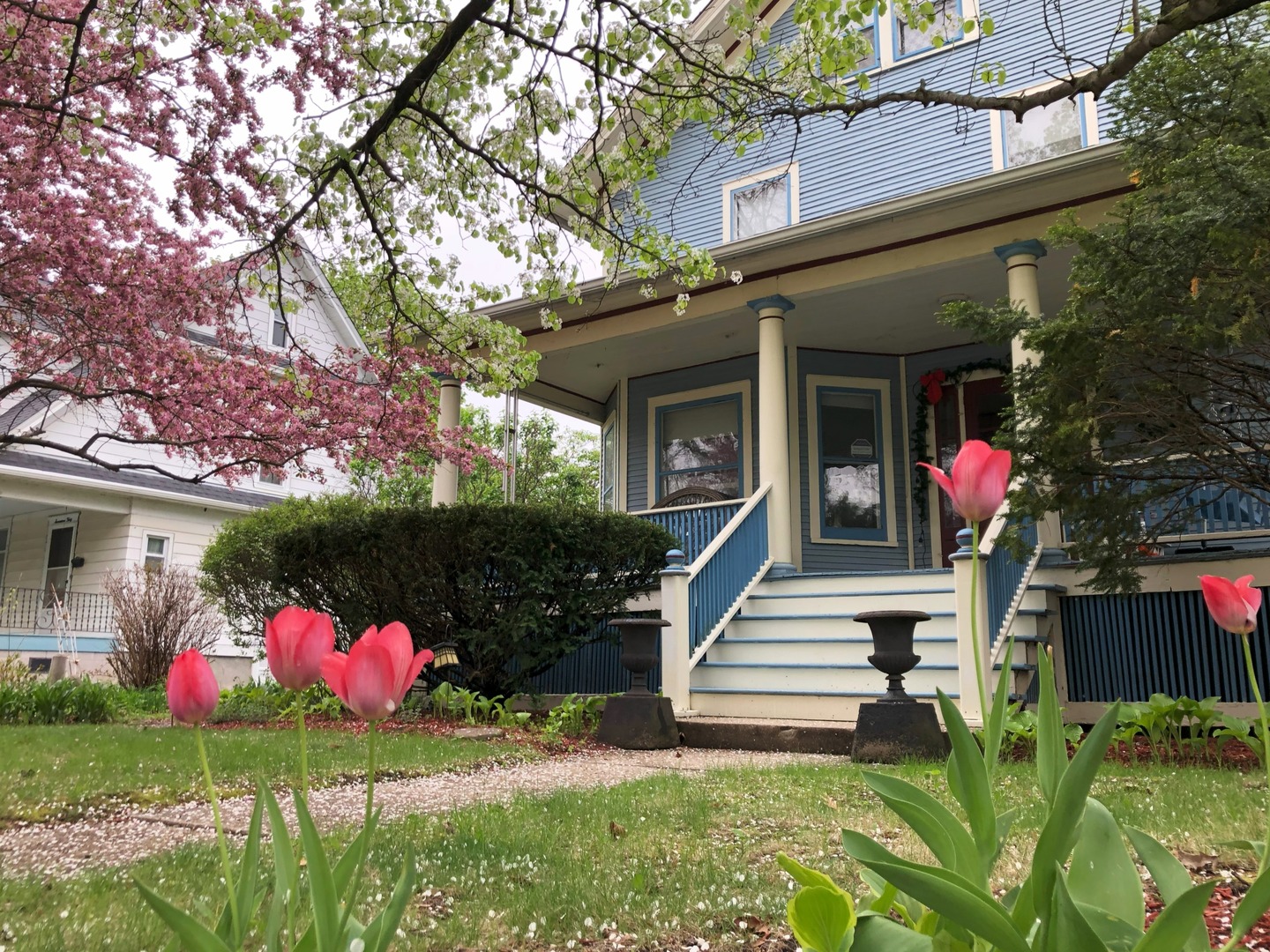 1734 Camp Avenue, Rockford, IL 61103