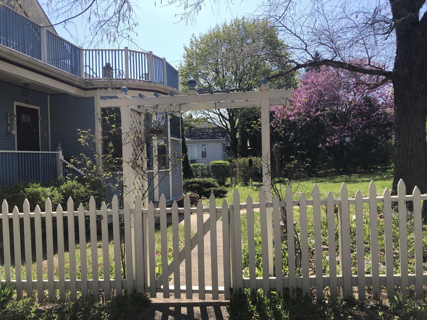 1734 Camp Avenue, Rockford, IL 61103