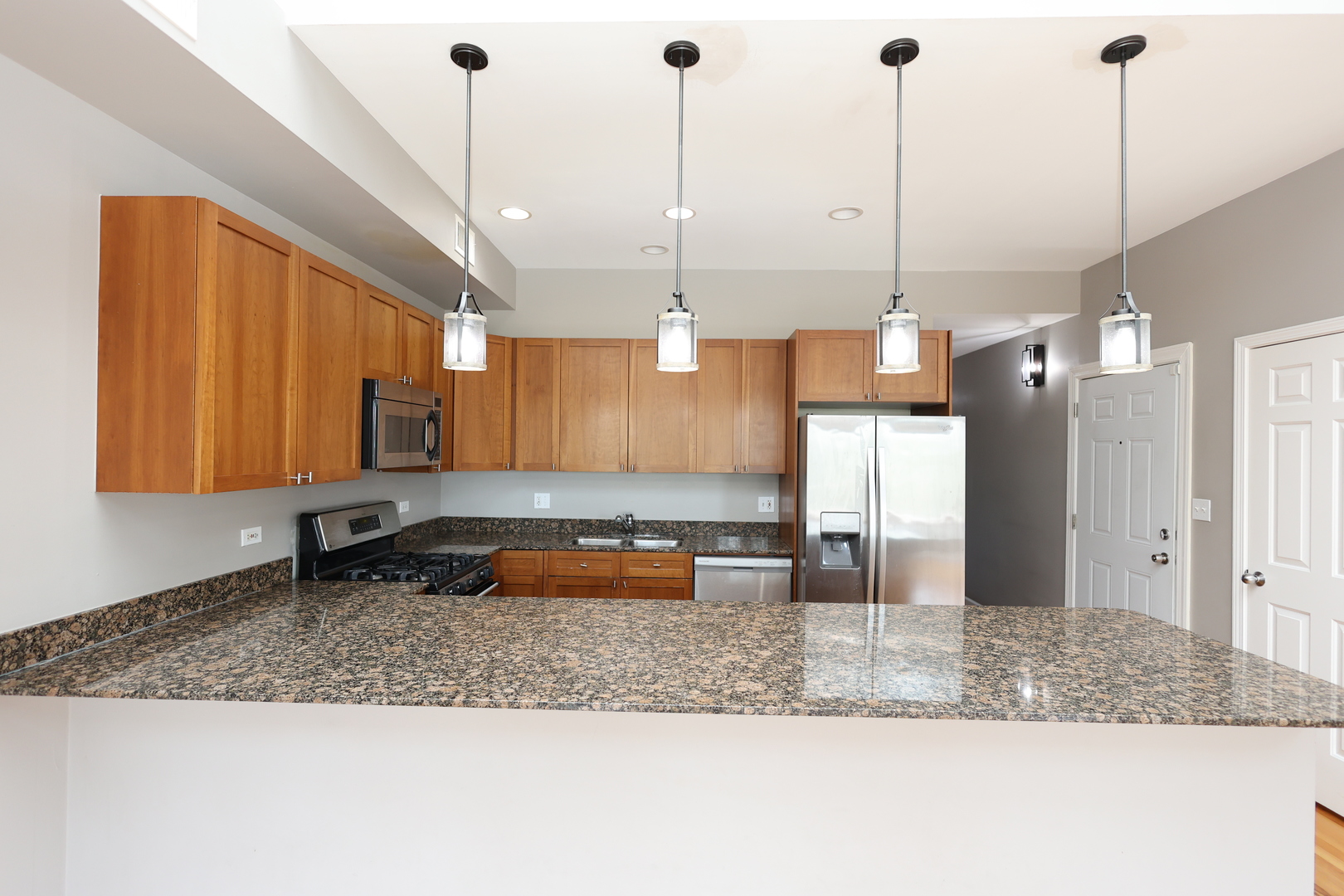 815 S WESTERN Avenue #4, Chicago, IL 60612