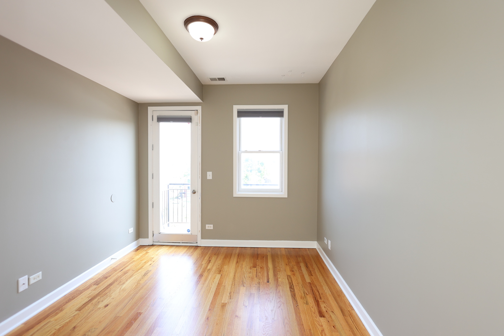 815 S WESTERN Avenue #4, Chicago, IL 60612