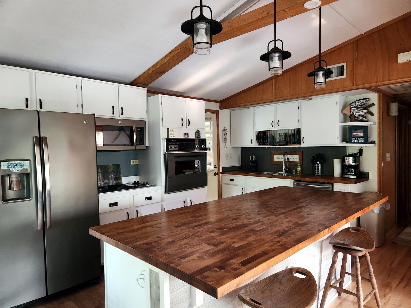 141 Clubhouse Drive, Varna, IL 61375