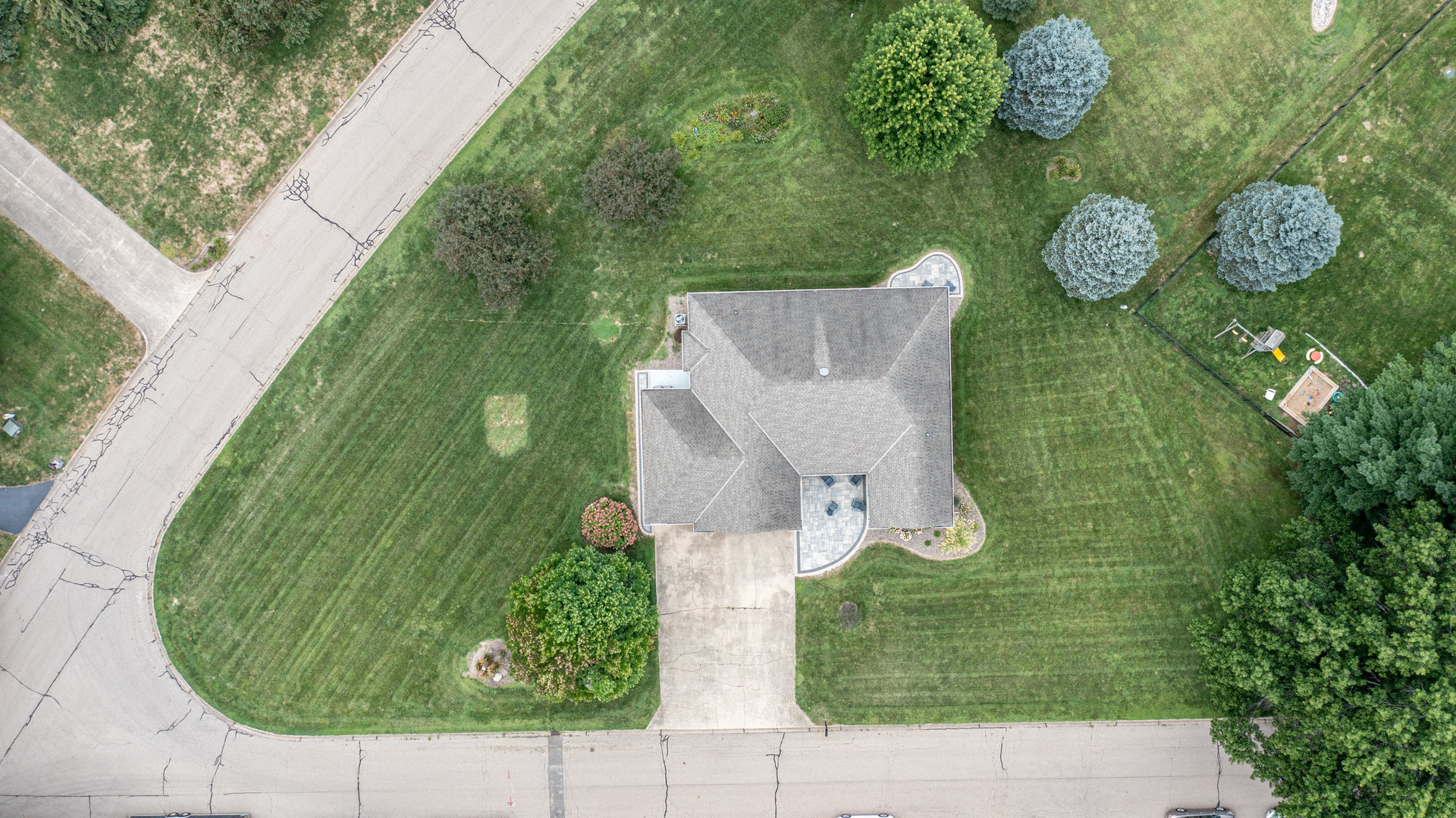815 Saxon Drive, Princeton, IL 61356