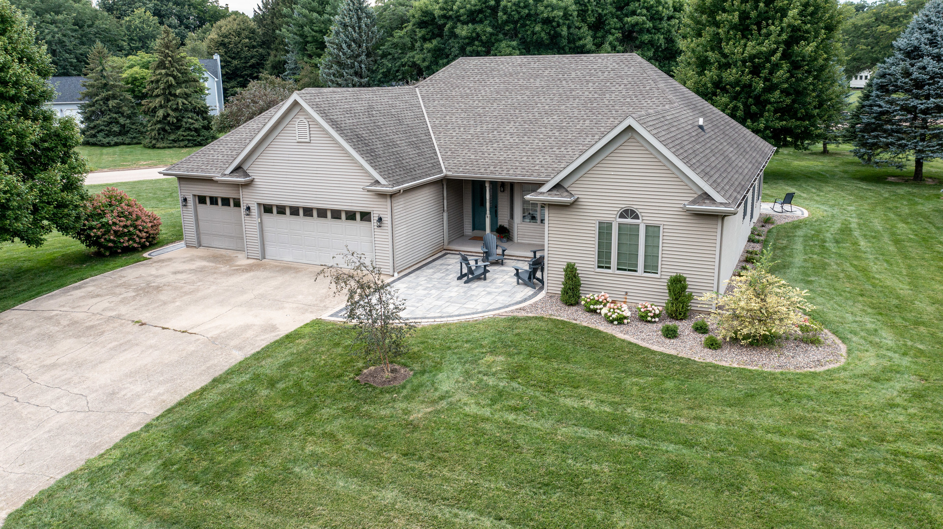 815 Saxon Drive, Princeton, IL 61356