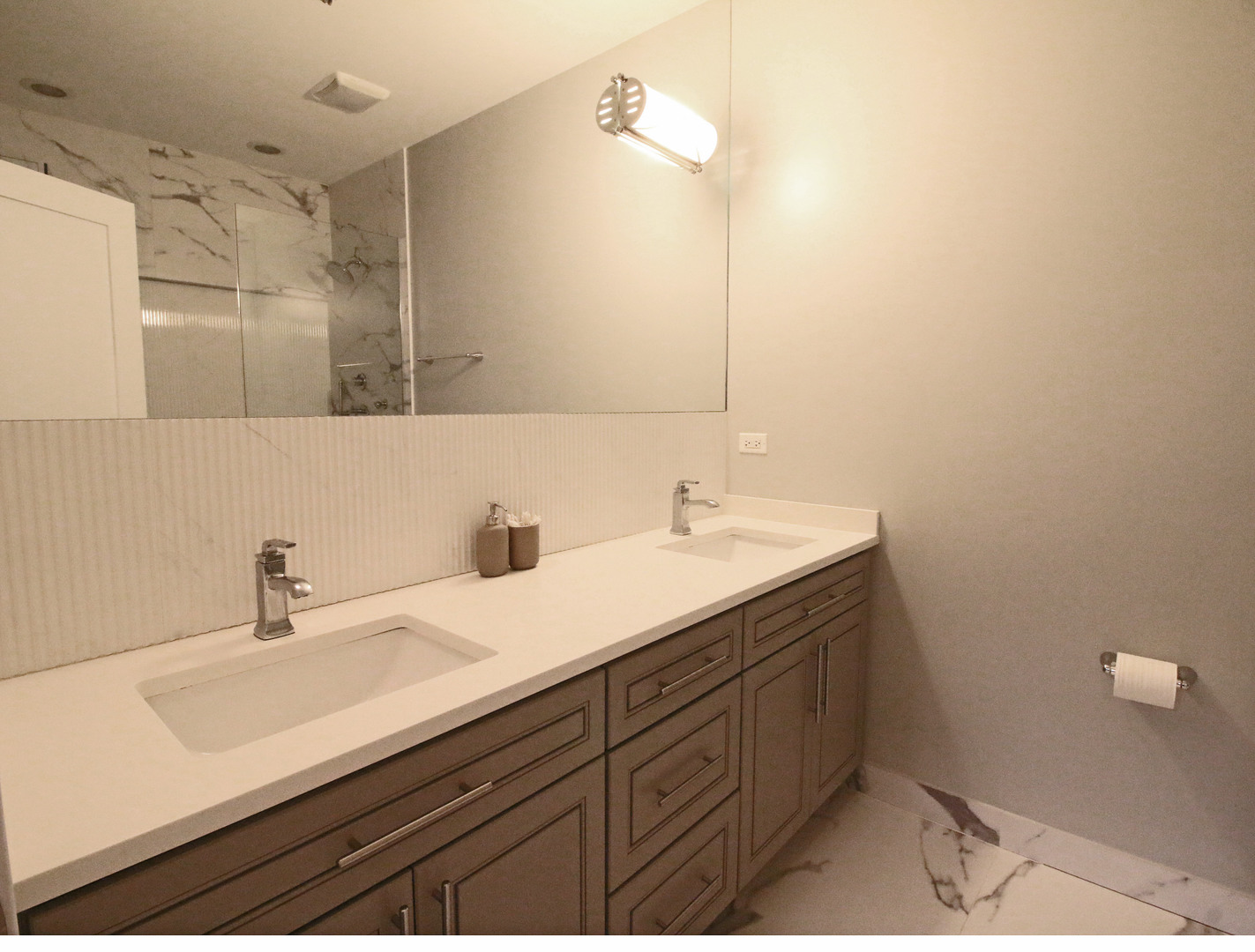 4548 N Kildare Avenue, Chicago, IL 60630