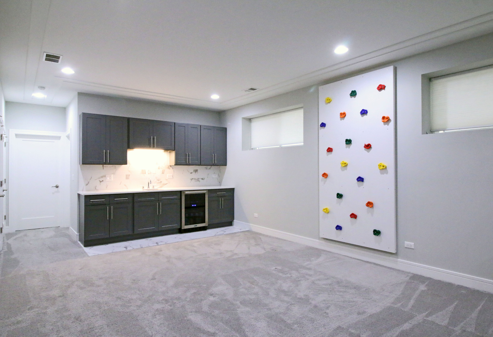 4548 N Kildare Avenue, Chicago, IL 60630