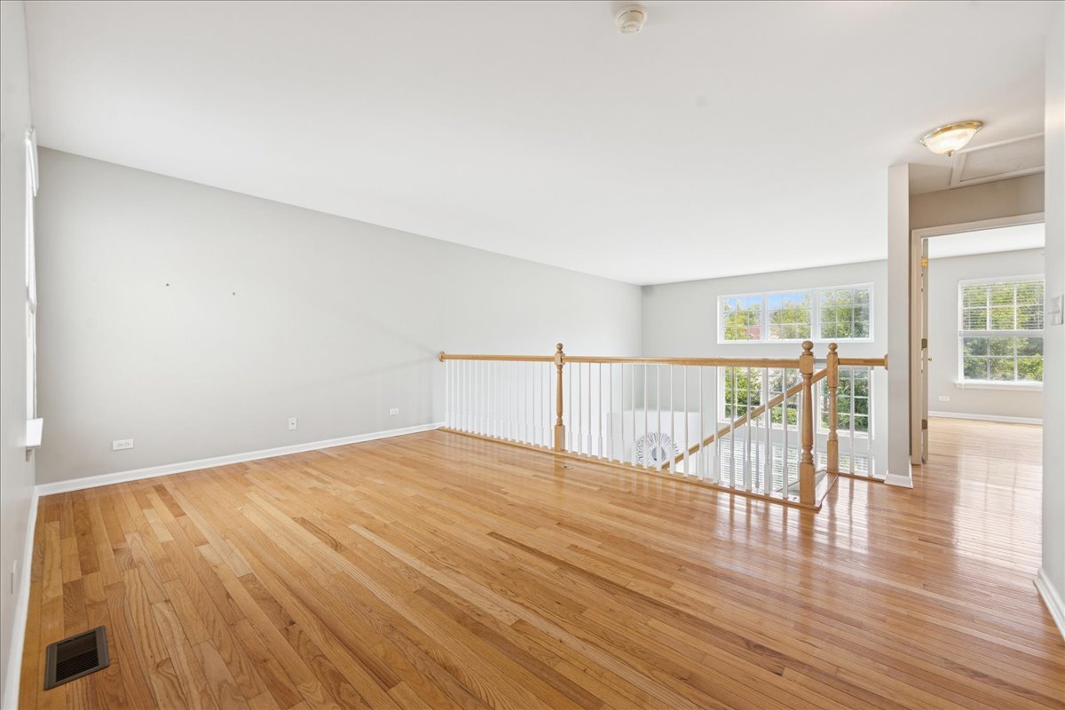 1433 Quincy Bridge Court, Bartlett, IL 60103