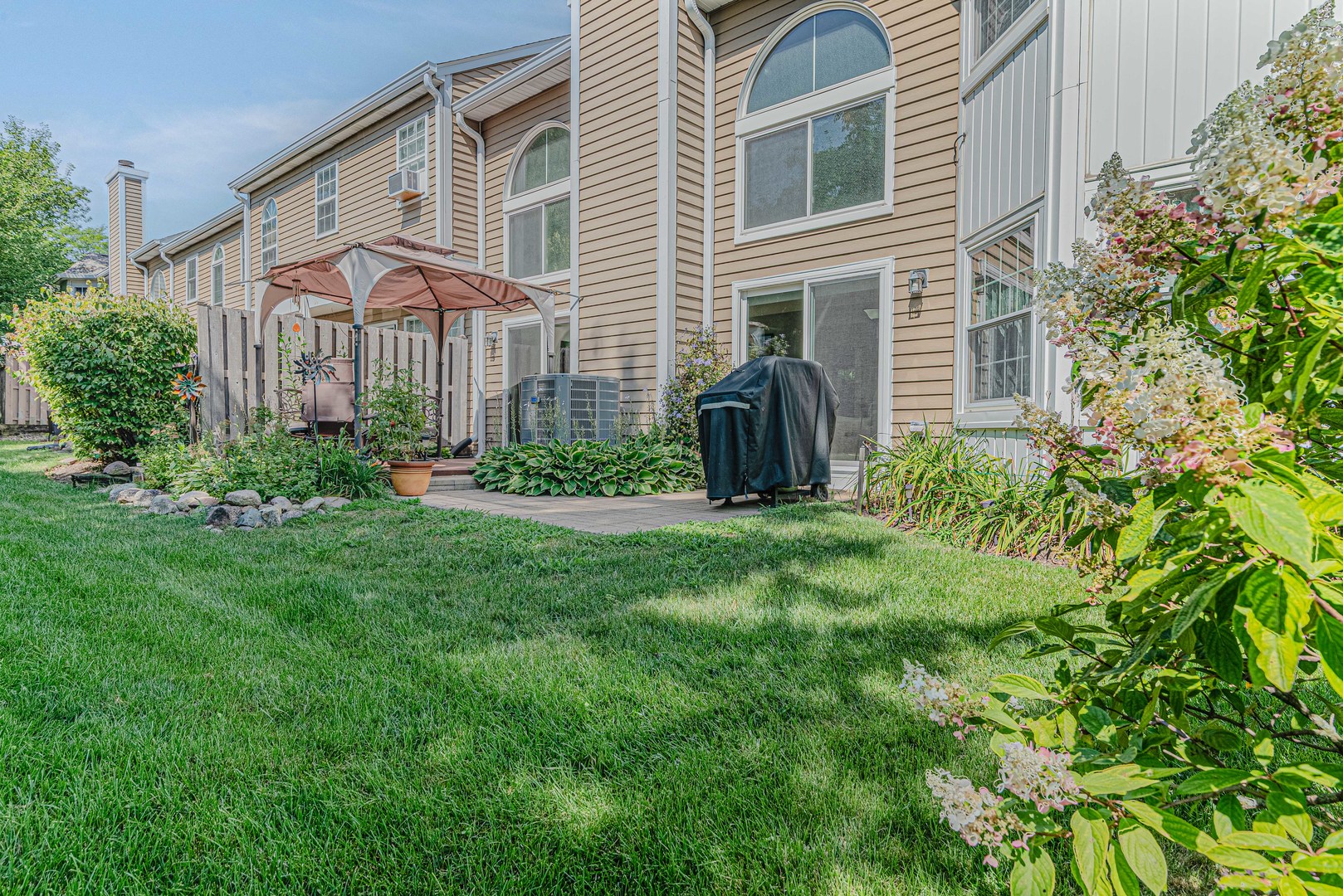 356 Ascot Lane, Streamwood, IL 60107