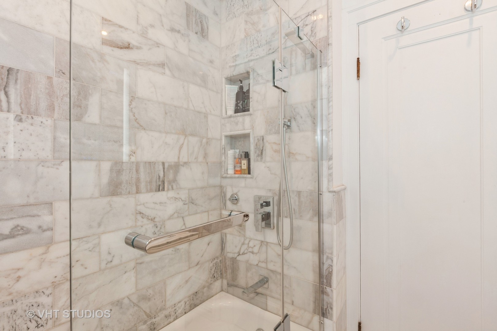 3621 Madison Avenue, Brookfield, IL 60513