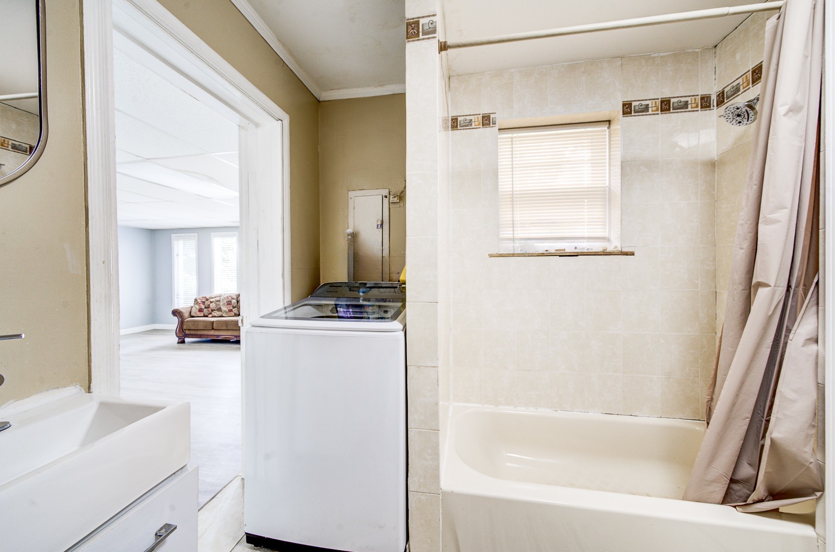 4813 W 91st Place, Oak Lawn, IL 60453