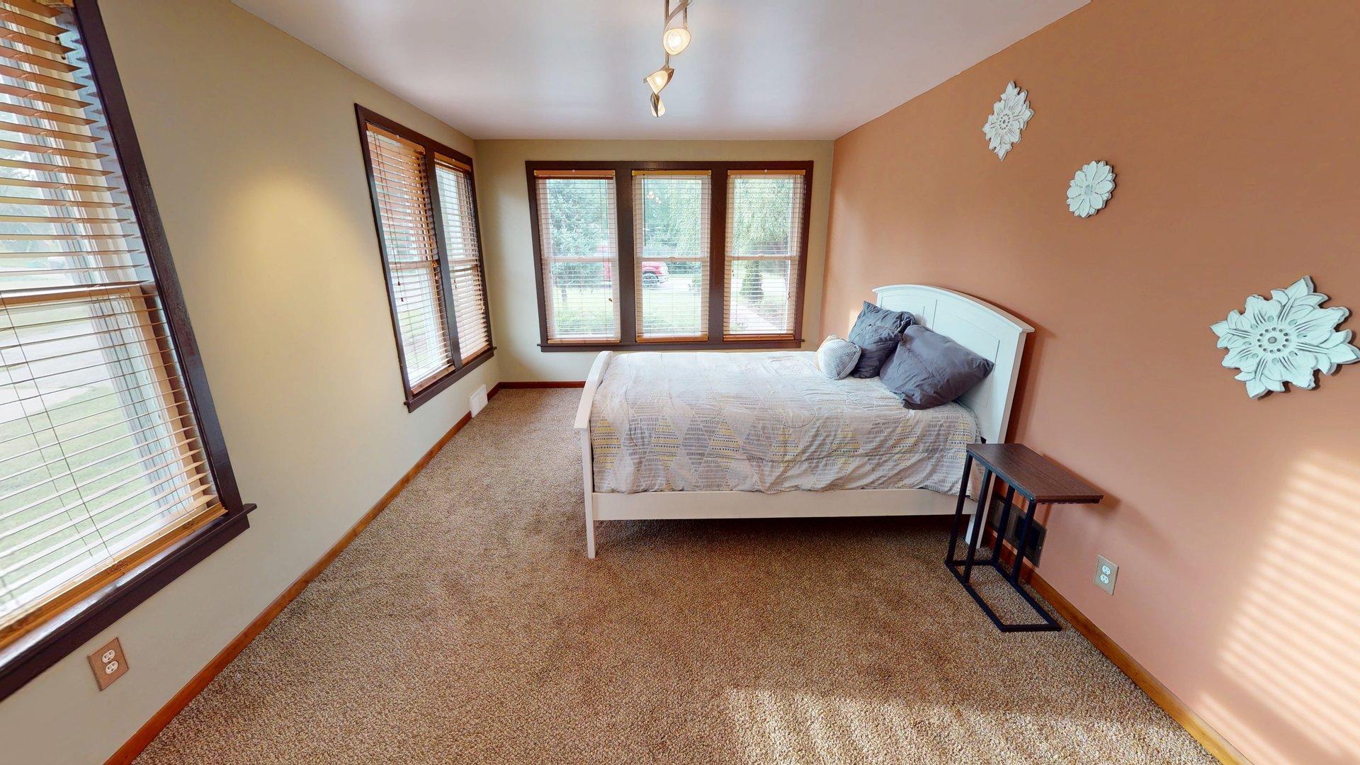 2505 26th Street, Zion, IL 60099