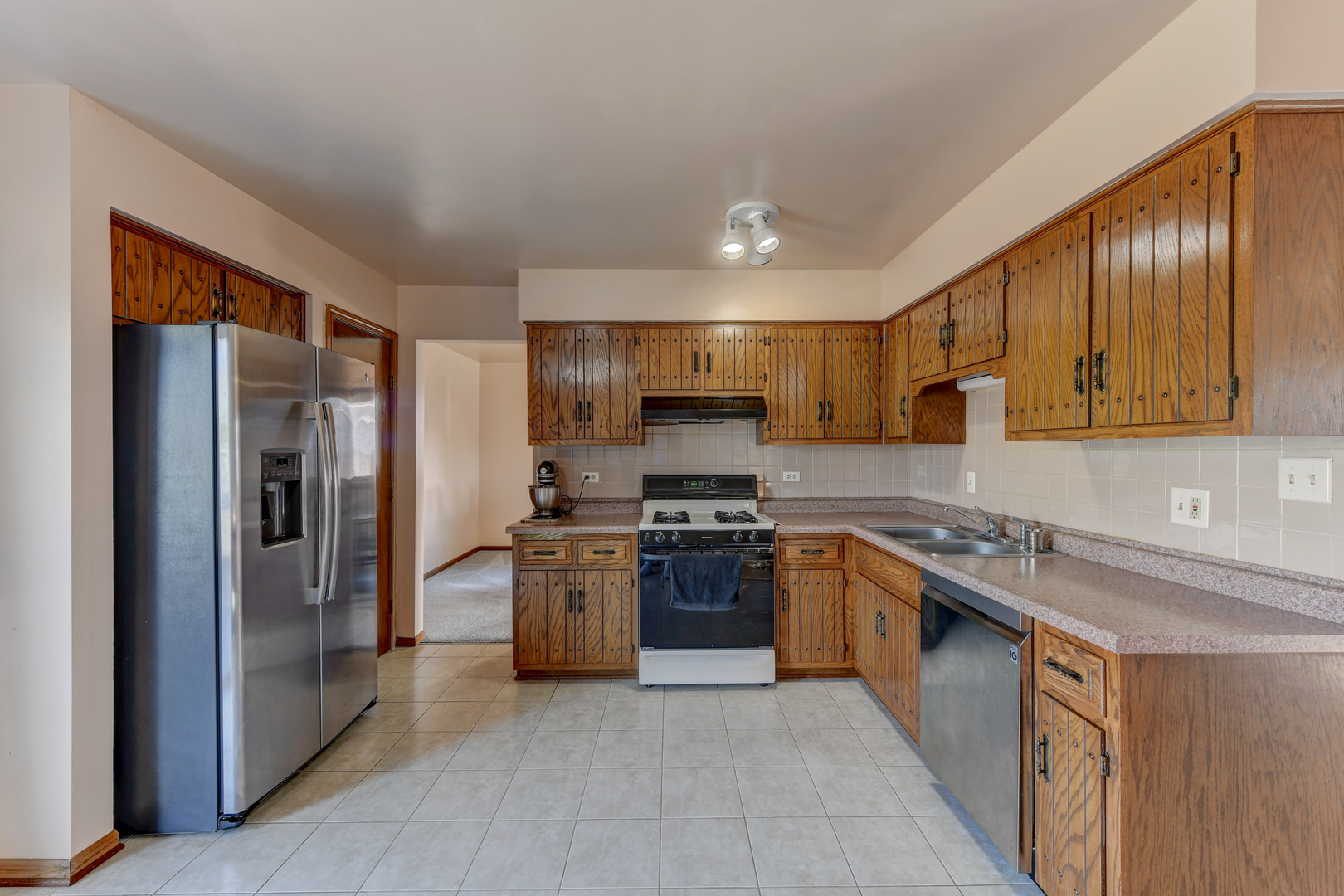 19139 Roy Street, Lansing, IL 60438