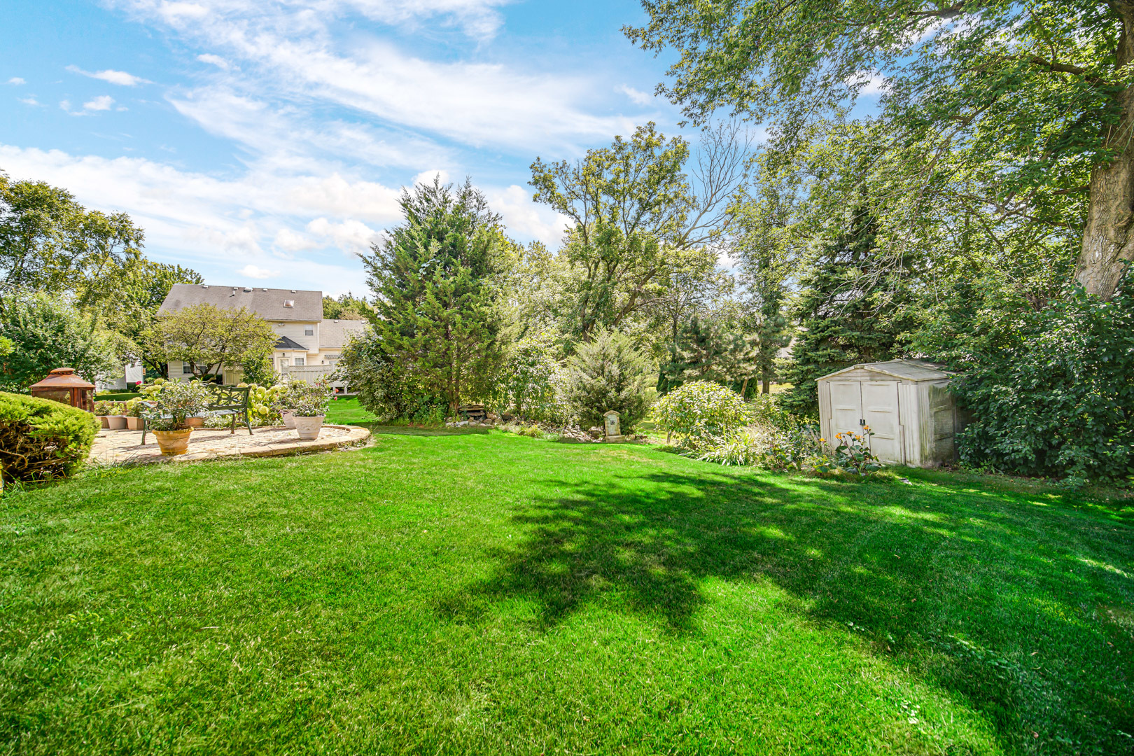 660 Dewig Court, North Aurora, IL 60542