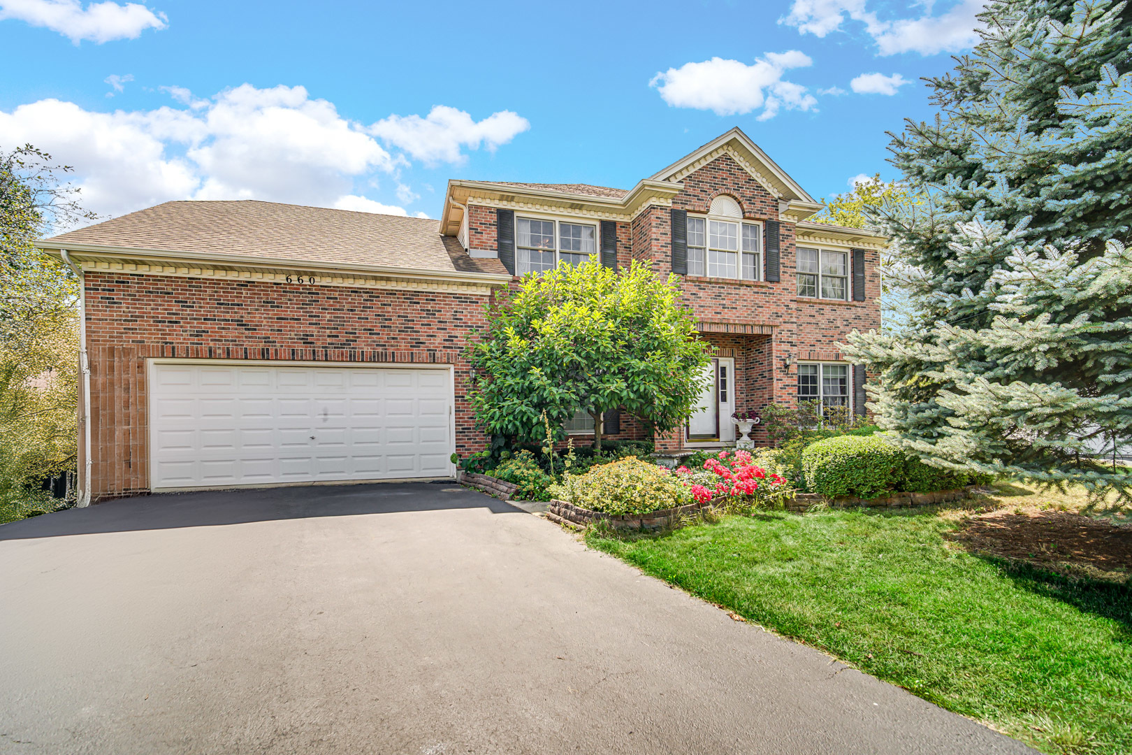 660 Dewig Court, North Aurora, IL 60542