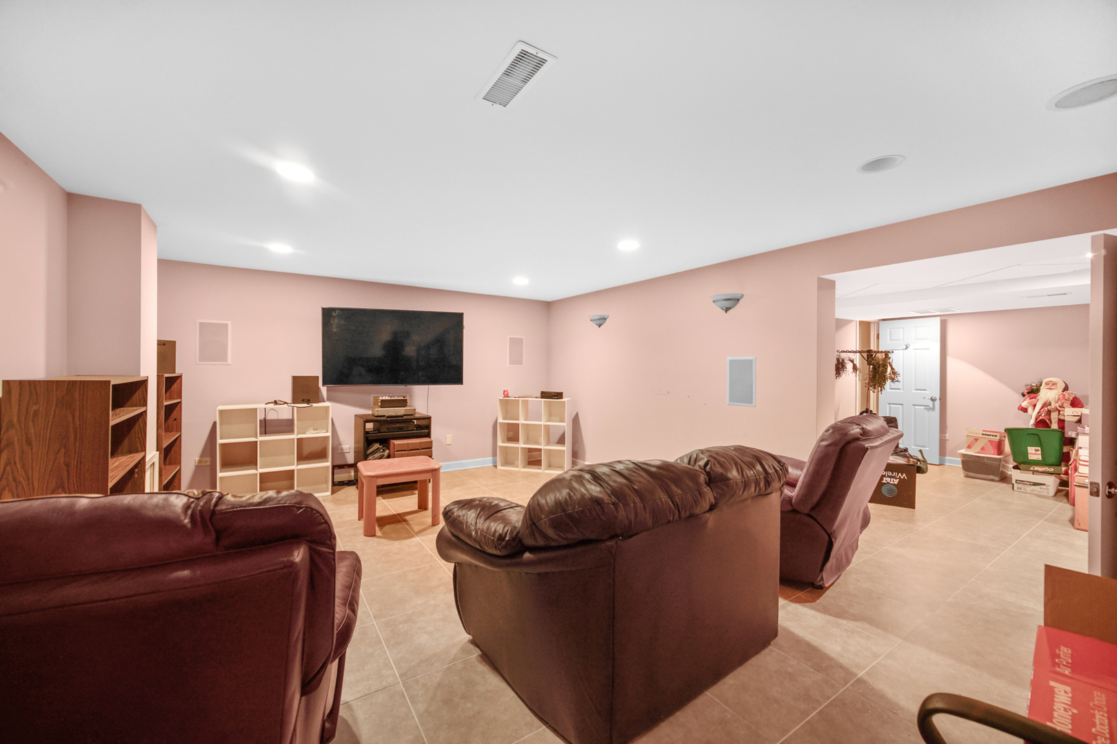 660 Dewig Court, North Aurora, IL 60542