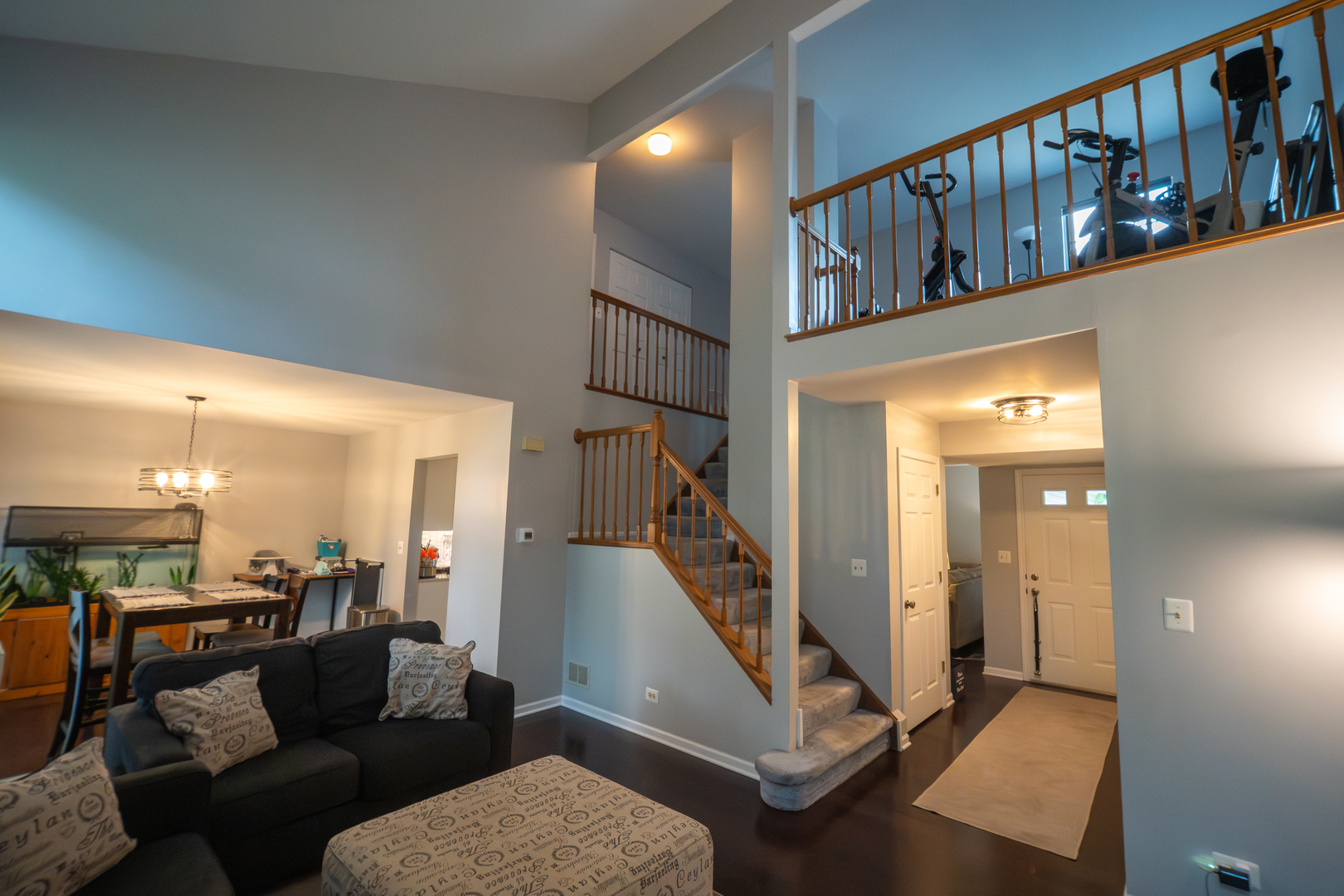 4423 Edinburg Lane, Hanover Park, IL 60133