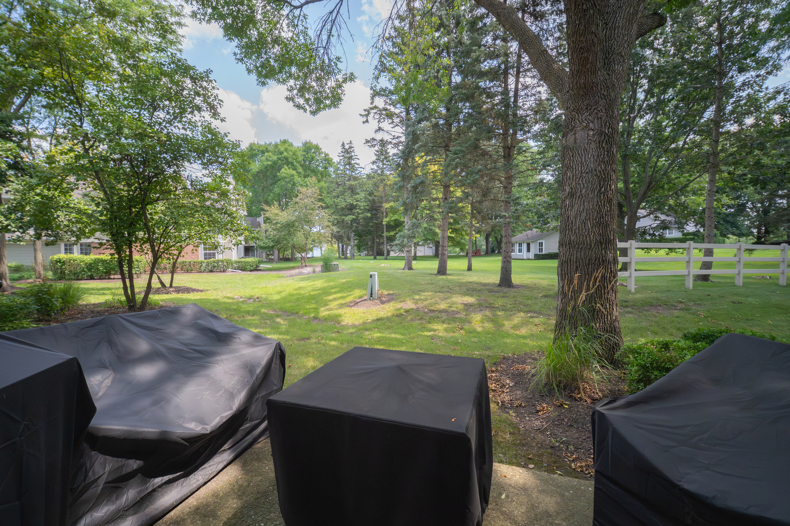 4423 Edinburg Lane, Hanover Park, IL 60133