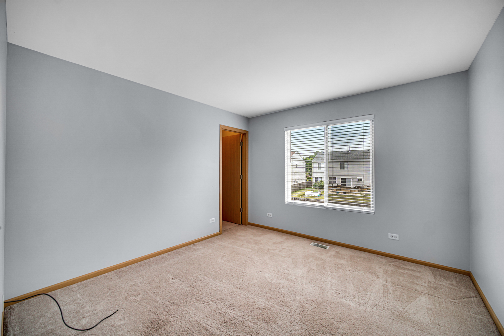 352 Westport Drive, Pingree Grove, IL 60140