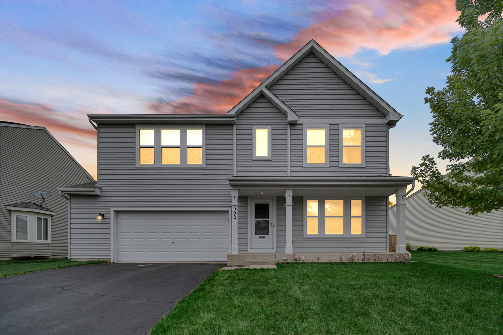 352 Westport Drive, Pingree Grove, IL 60140