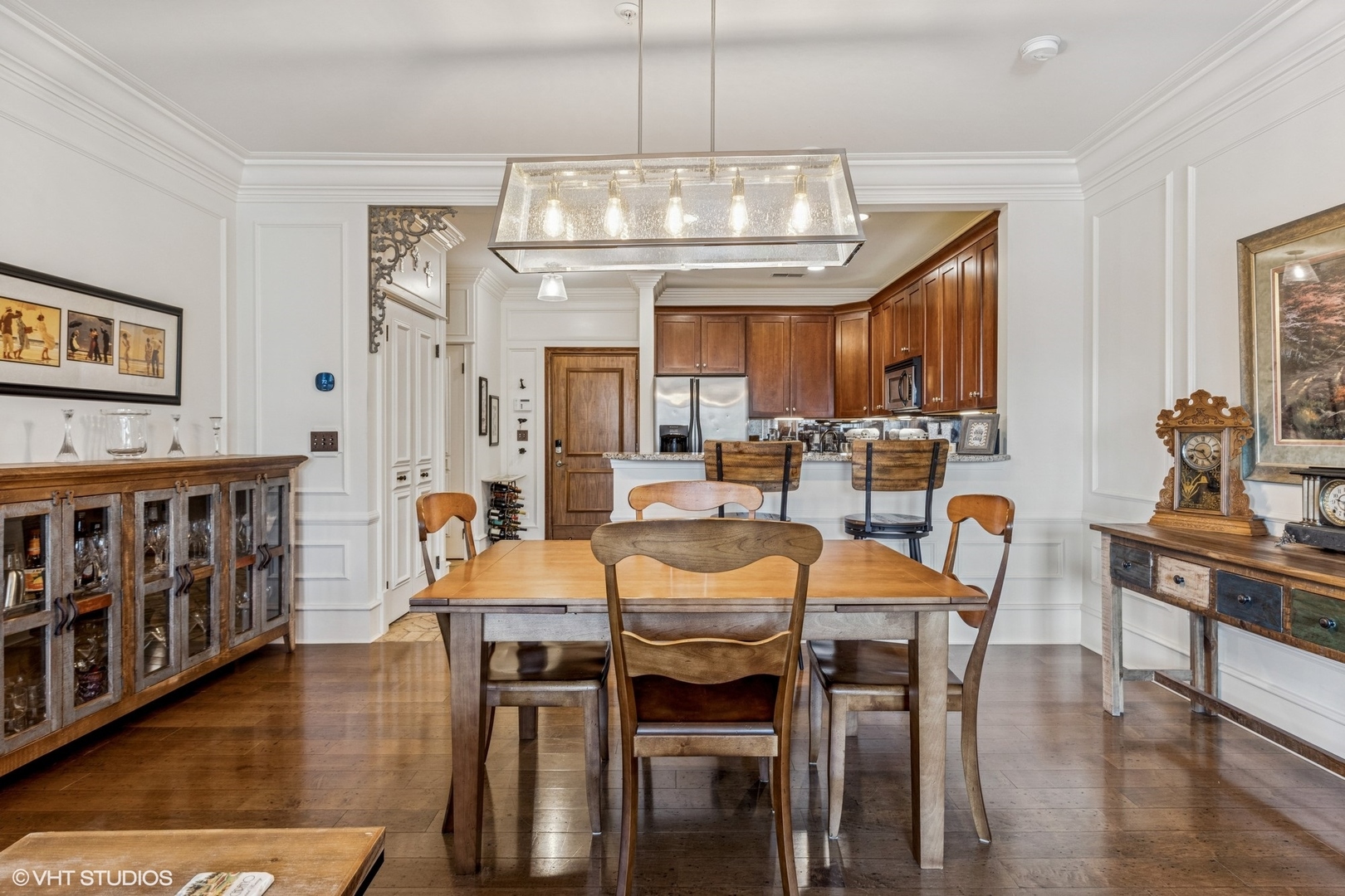 945 Burlington Avenue #203, Downers Grove, IL 60515