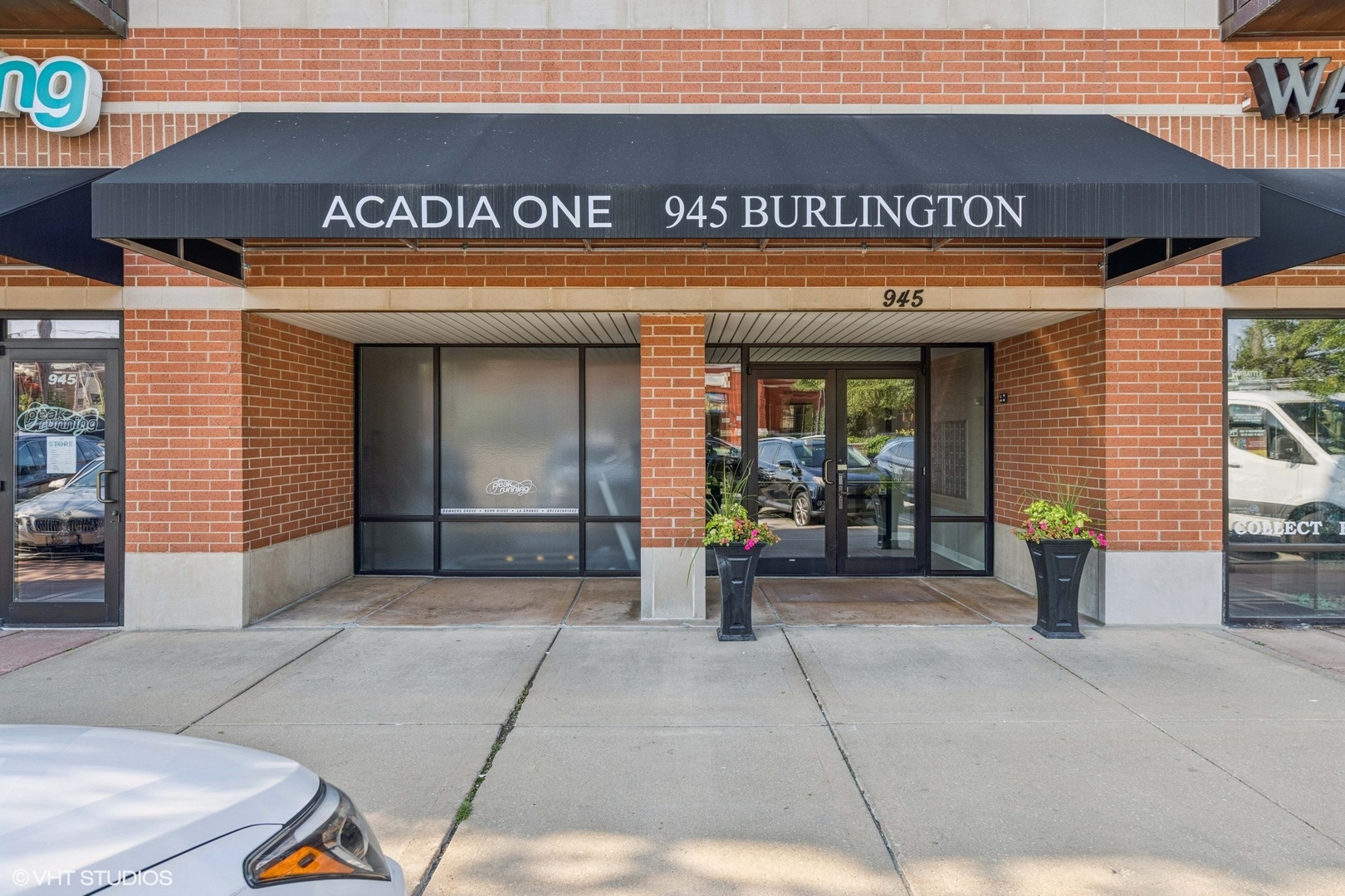 945 Burlington Avenue #203, Downers Grove, IL 60515