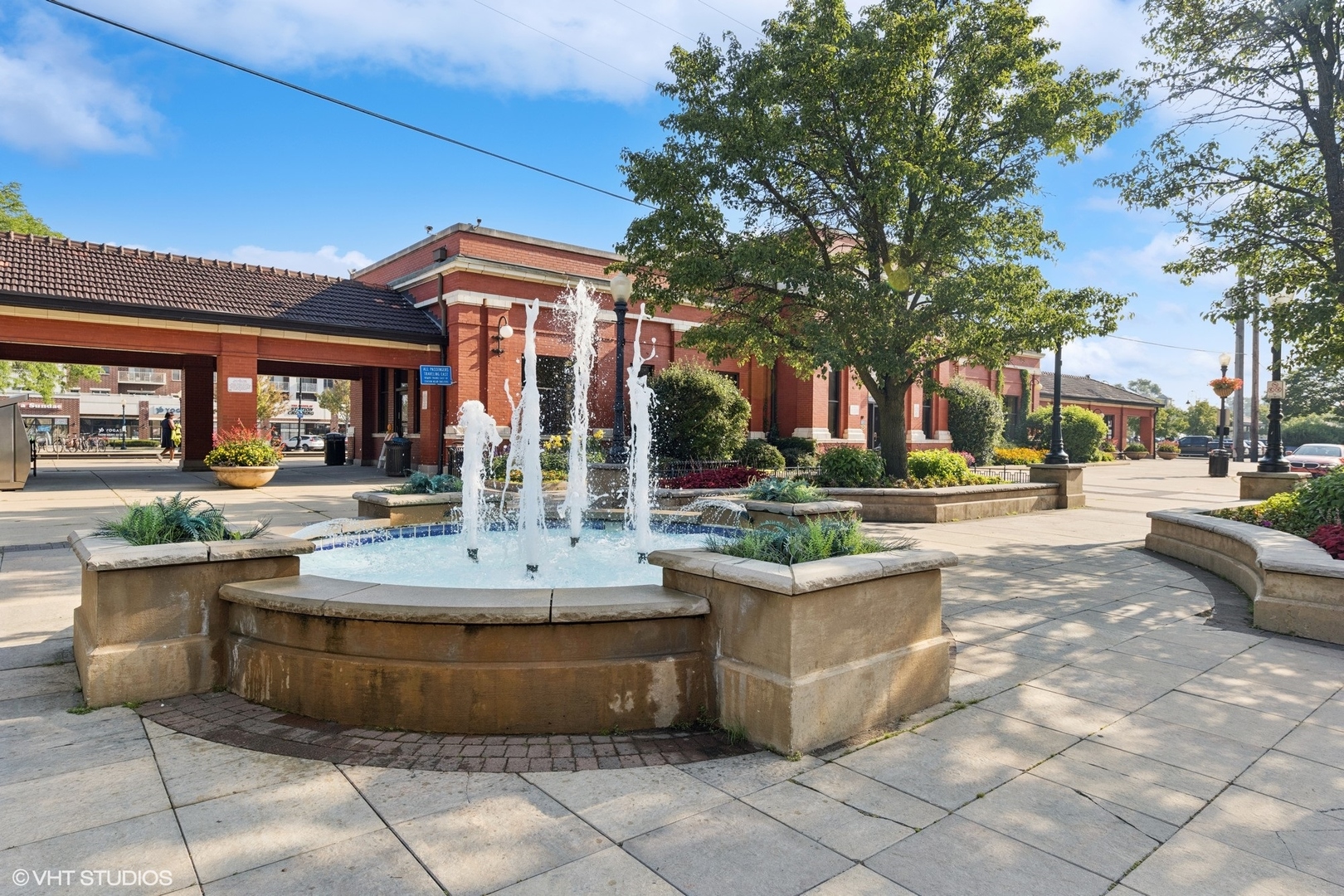 945 Burlington Avenue #203, Downers Grove, IL 60515