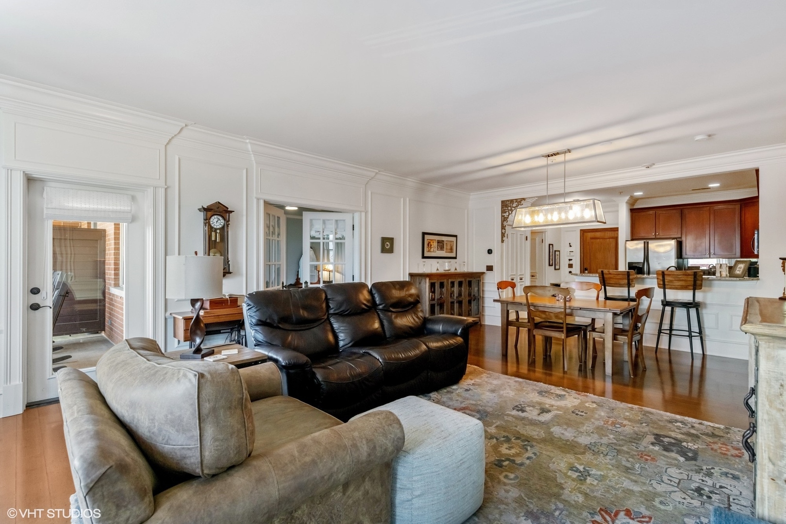 945 Burlington Avenue #203, Downers Grove, IL 60515