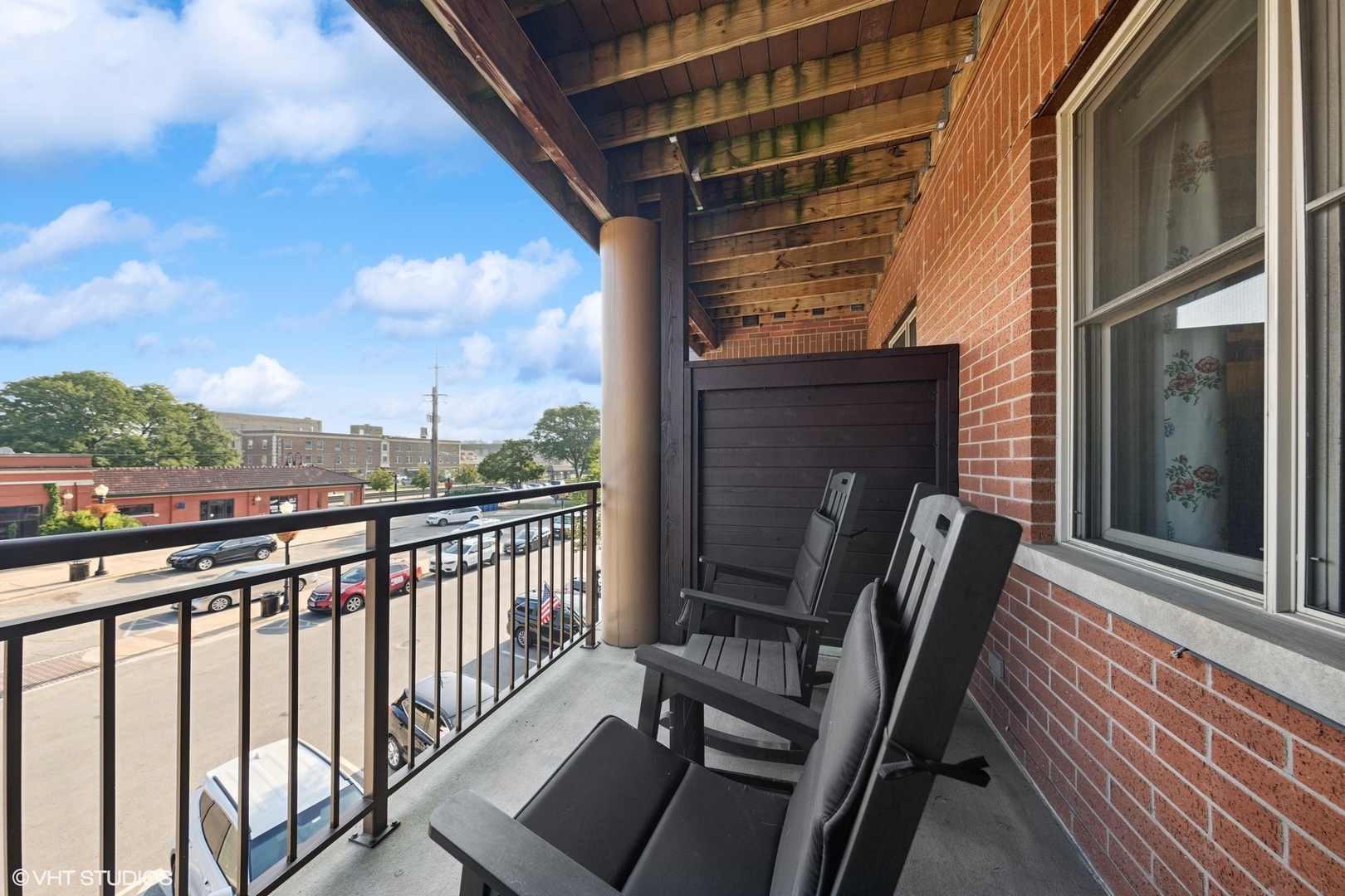945 Burlington Avenue #203, Downers Grove, IL 60515