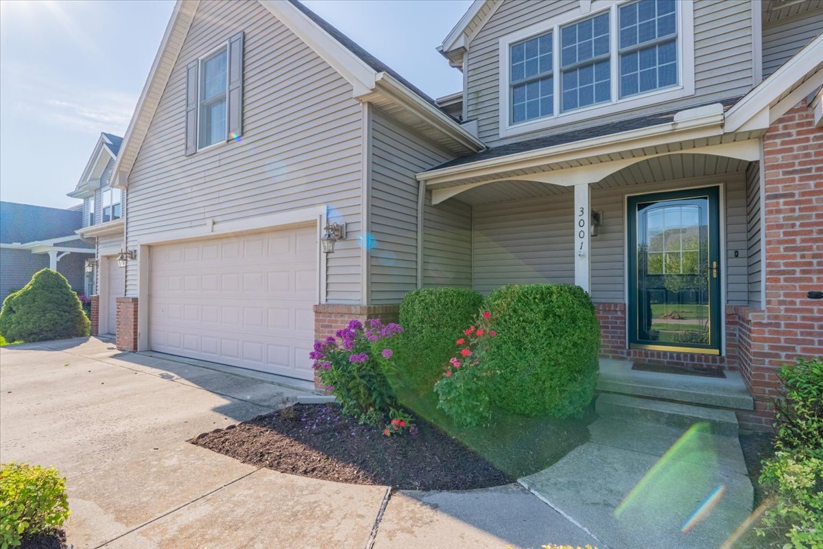 3001 Sable Oaks Road, Bloomington, IL 61704