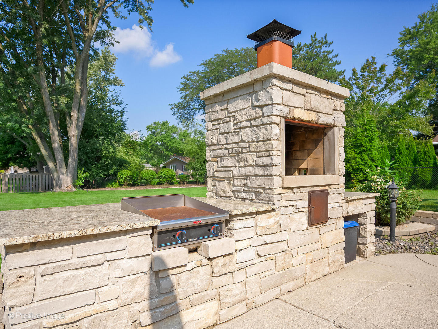 6718 Briargate Drive, Downers Grove, IL 60516