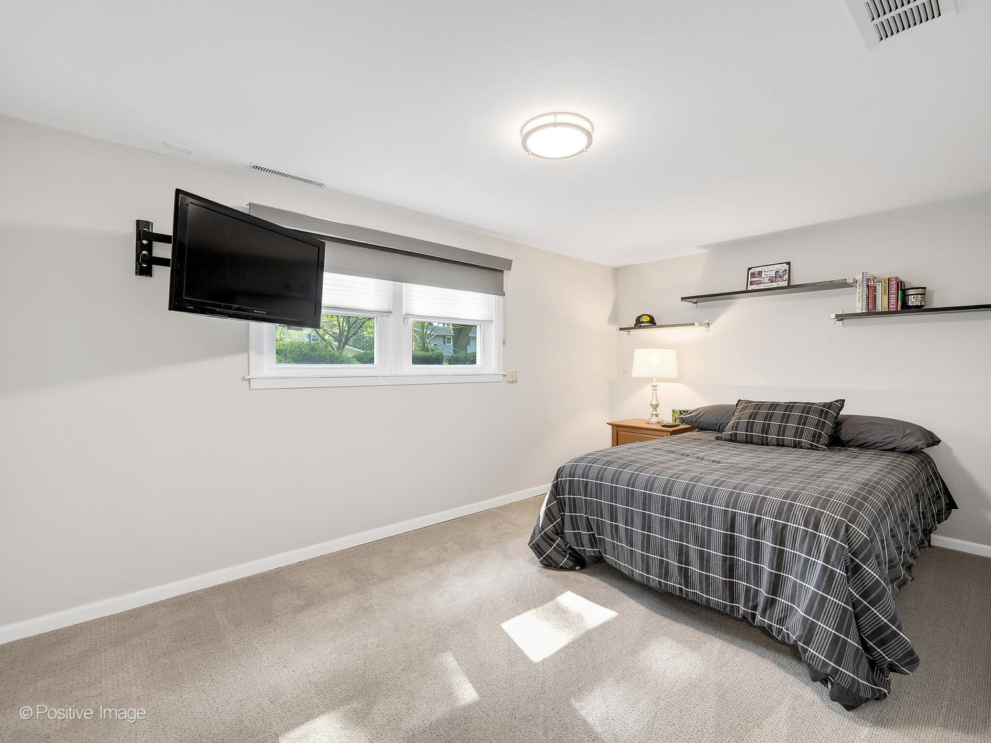 6718 Briargate Drive, Downers Grove, IL 60516